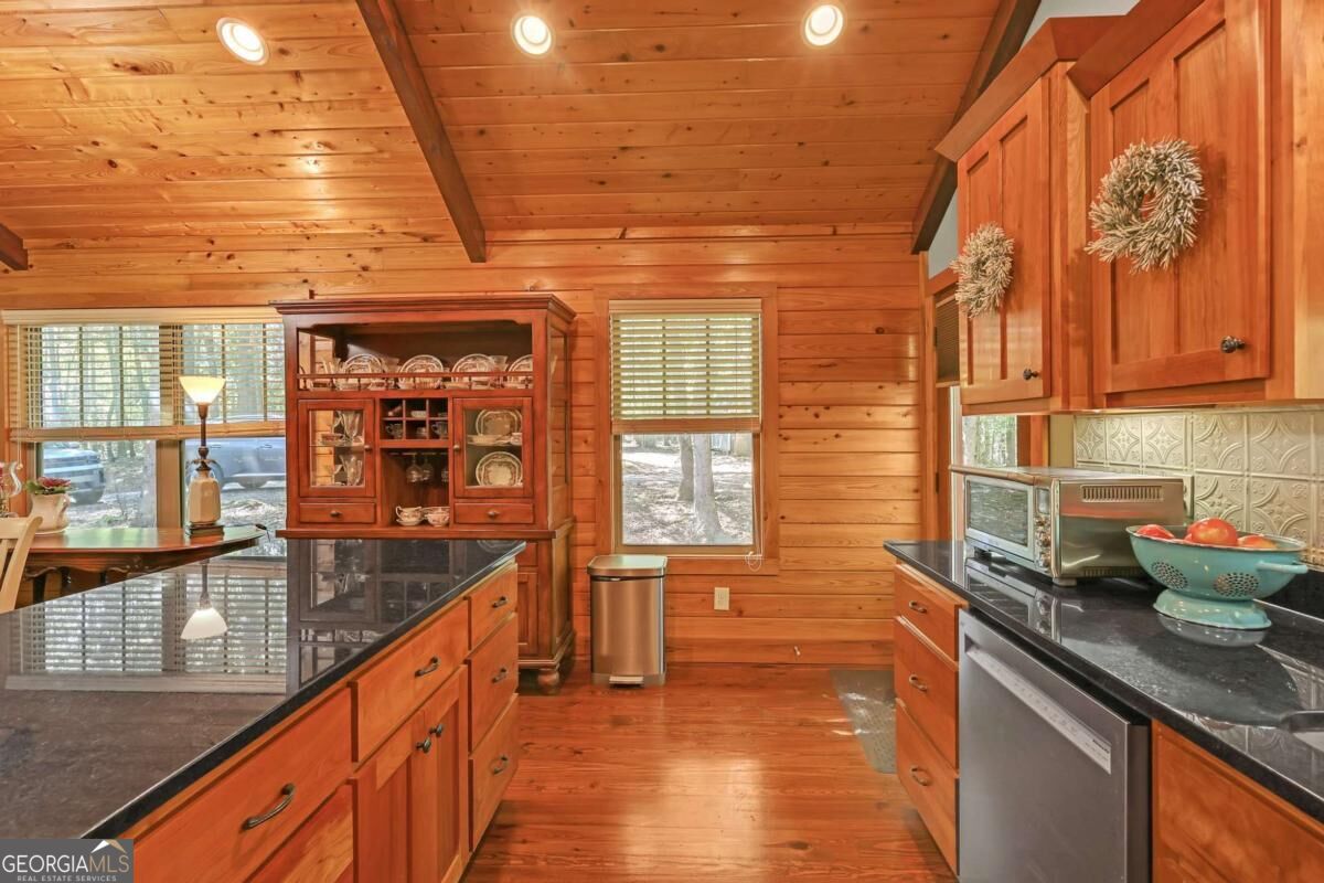 18 Shelter Cove Road Property Photo 8