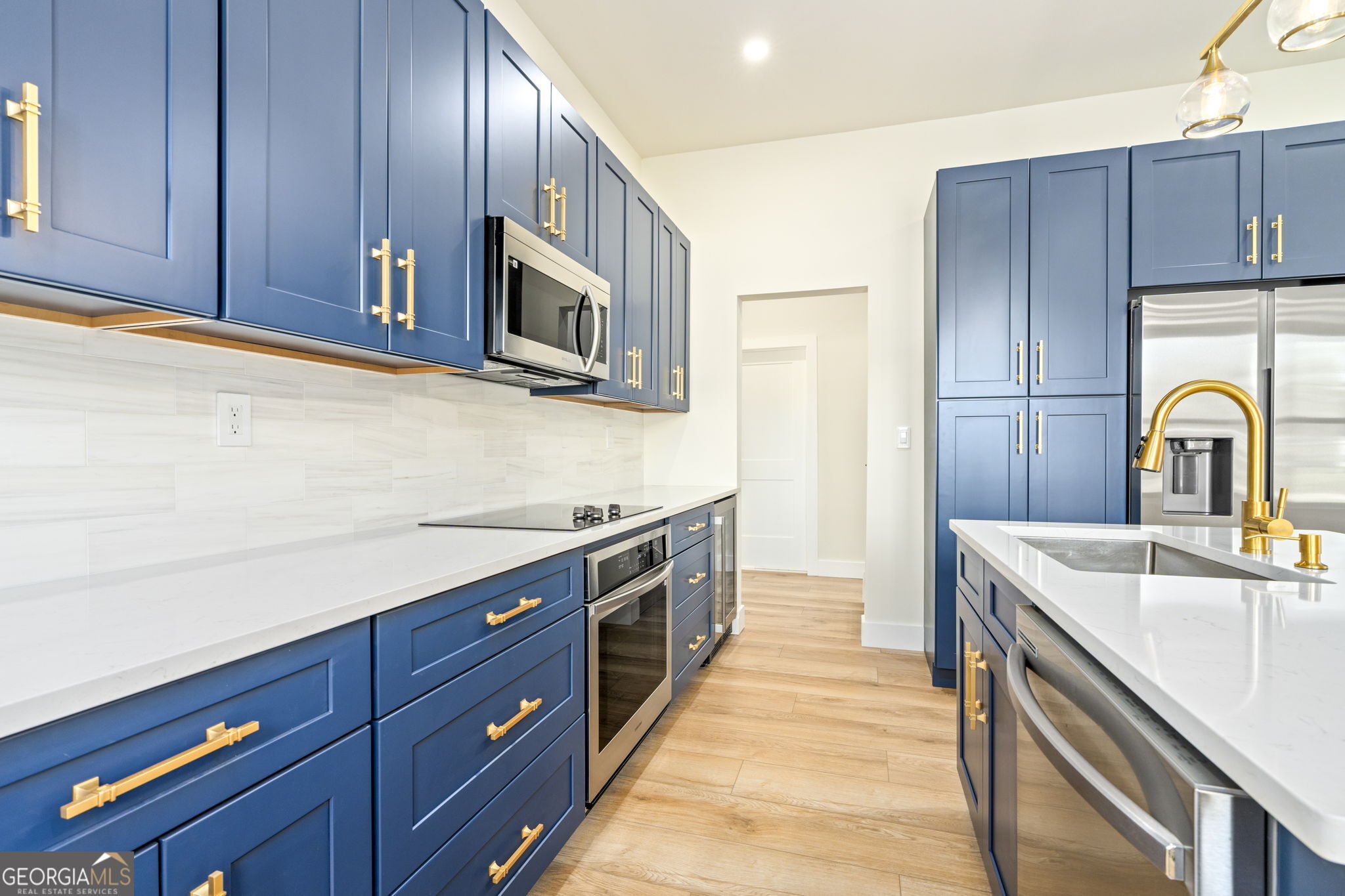 216 N Lafayette Street Property Photo 8