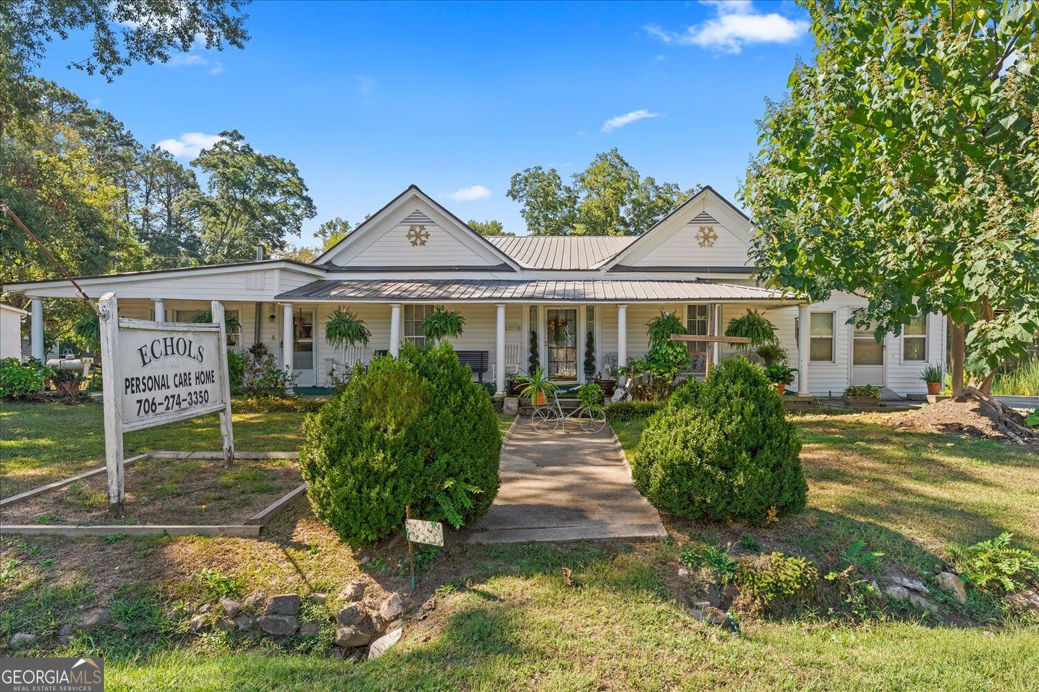 5266 Lexington Road Property Photo 1