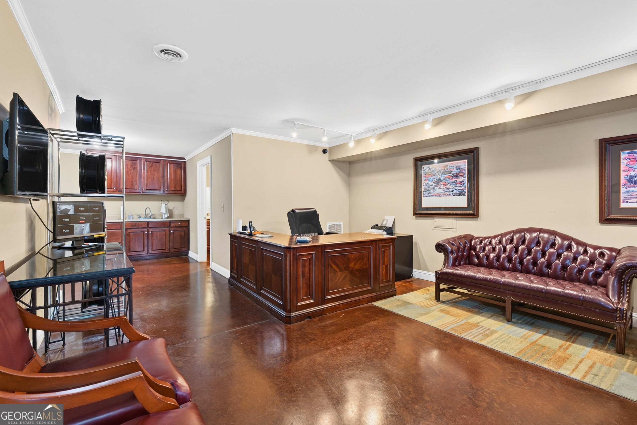 366 E Crusselle Street Property Photo 16