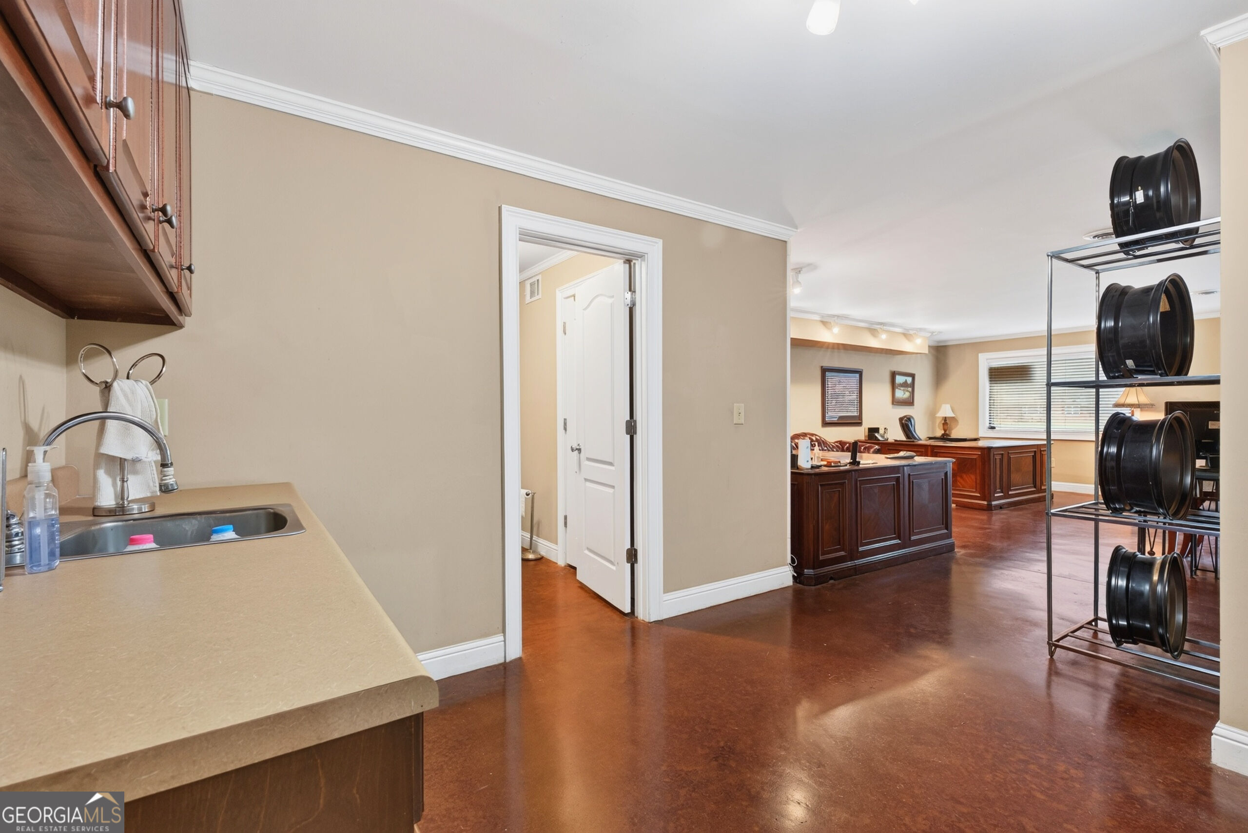 366 E Crusselle Street Property Photo 18