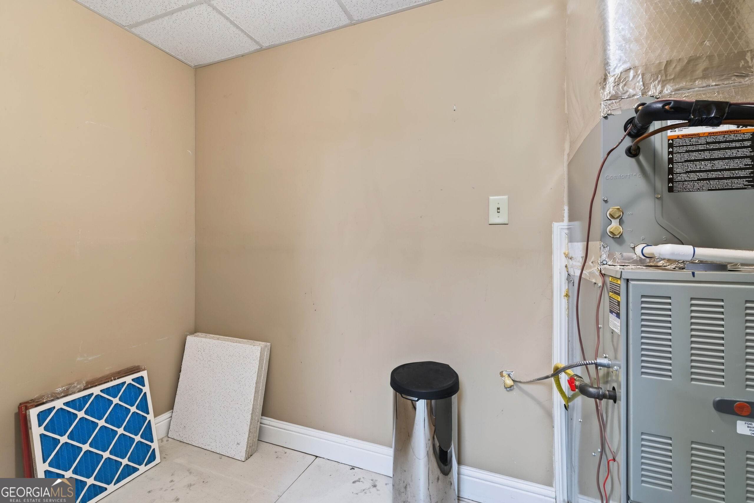 366 E Crusselle Street Property Photo 25
