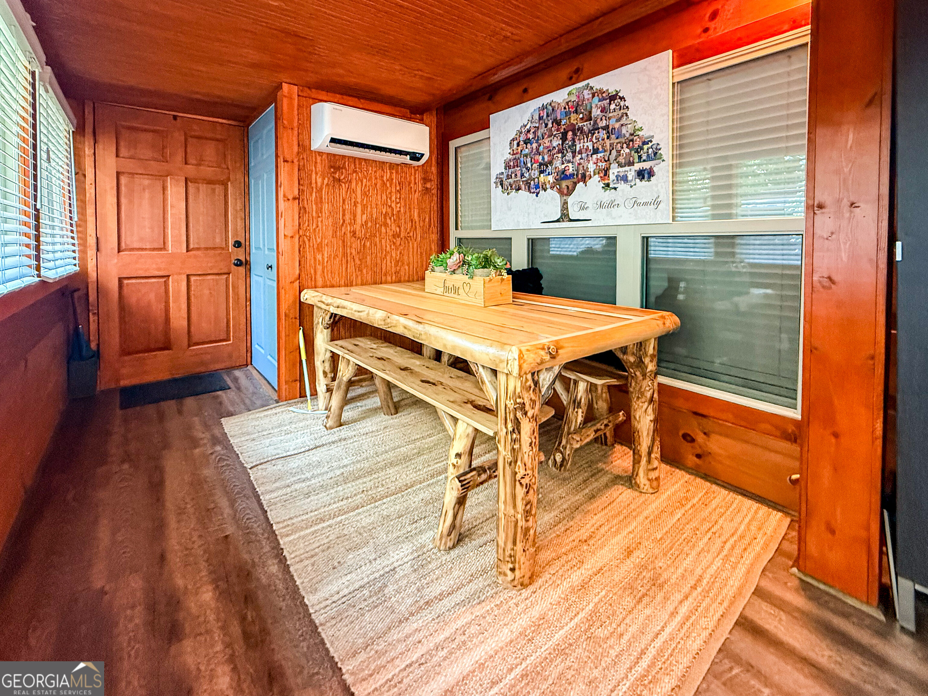 153 Elkmont Trail Property Photo 4