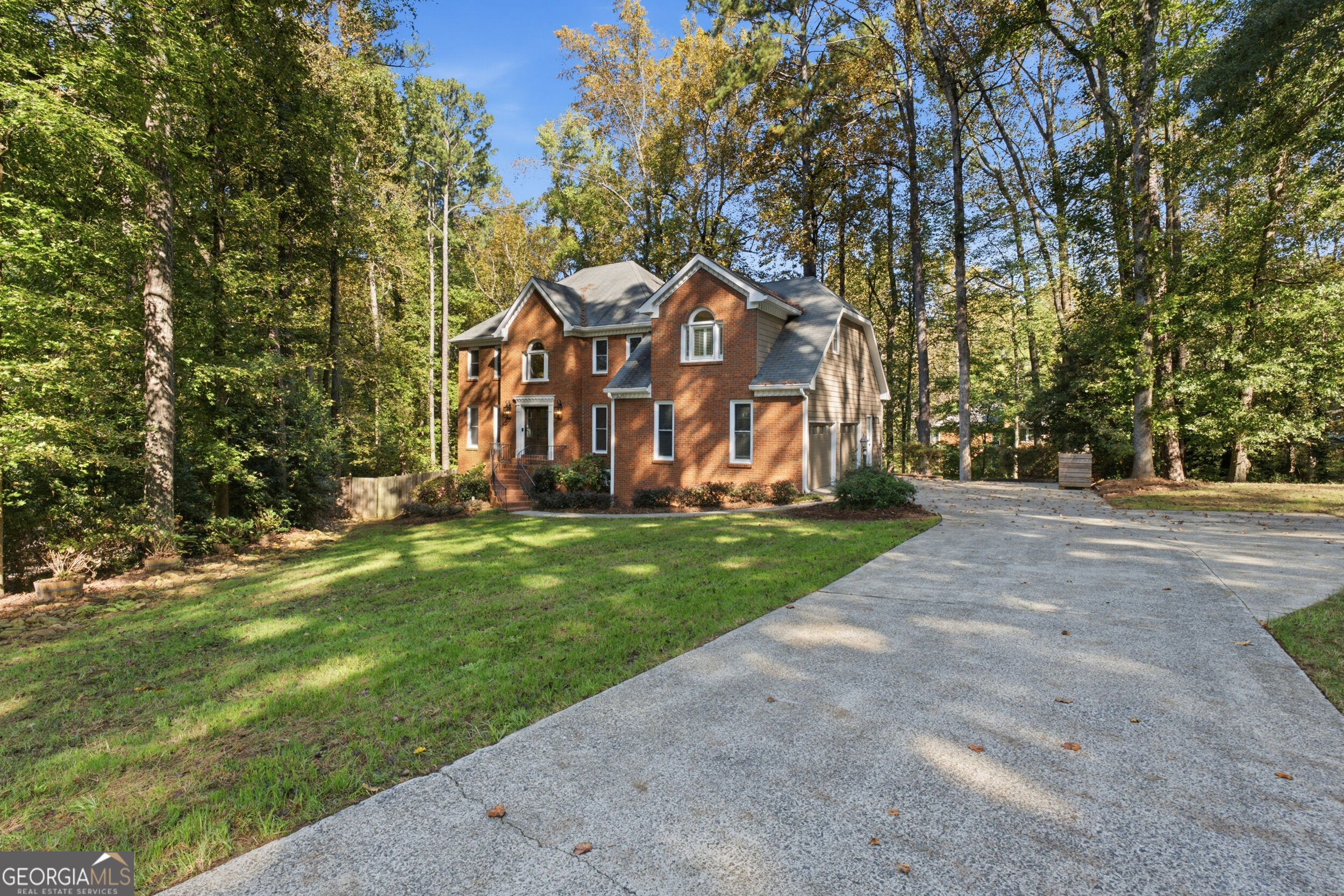 1838 Walker Ridge Drive Sw Property Photo 3