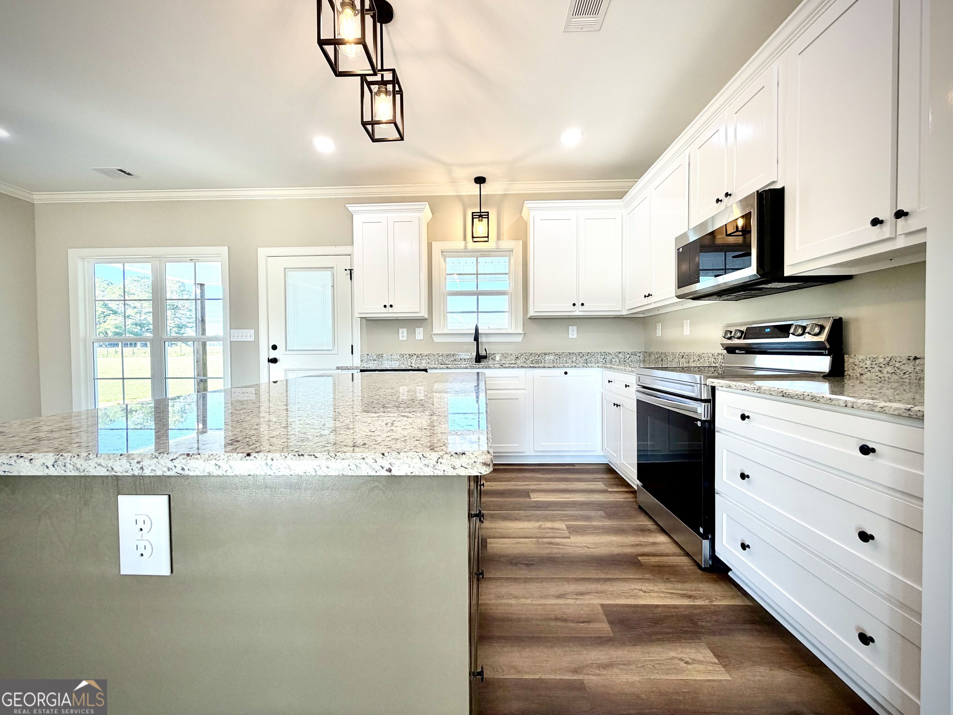 506 Clearwater Circle Property Photo 11