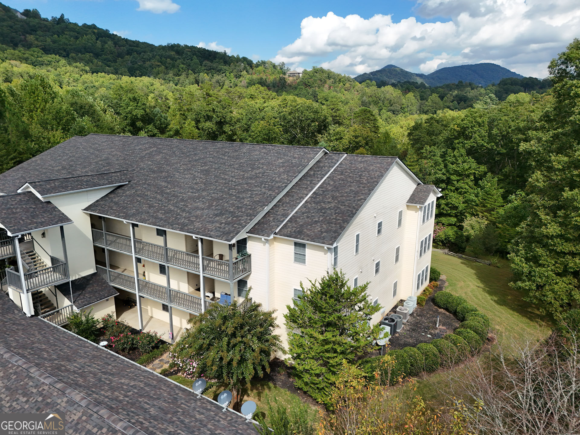 258 Ginger Creek Lane Unit 104 Property Photo 1
