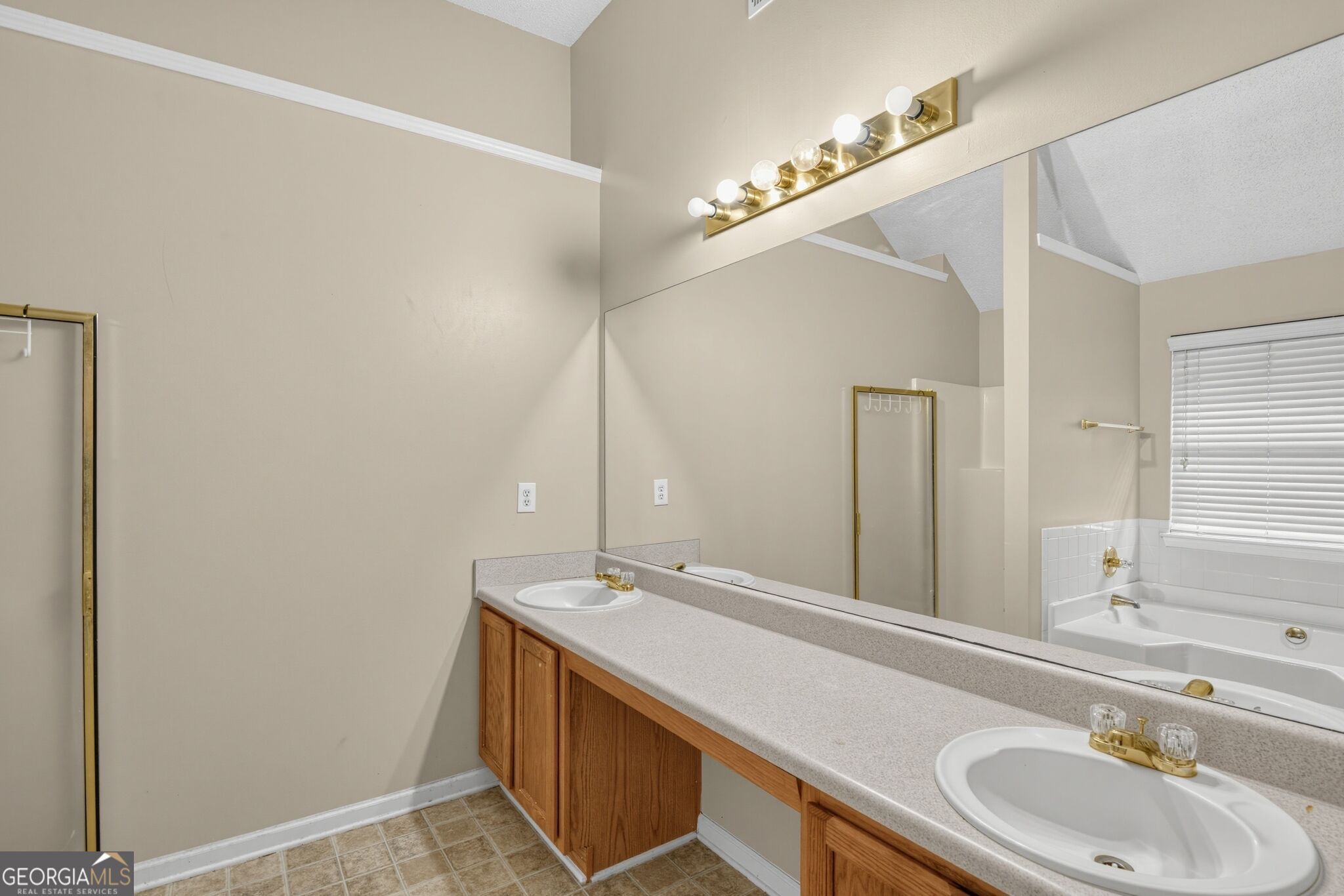 1560 Rogers Crossing Drive Property Photo 25