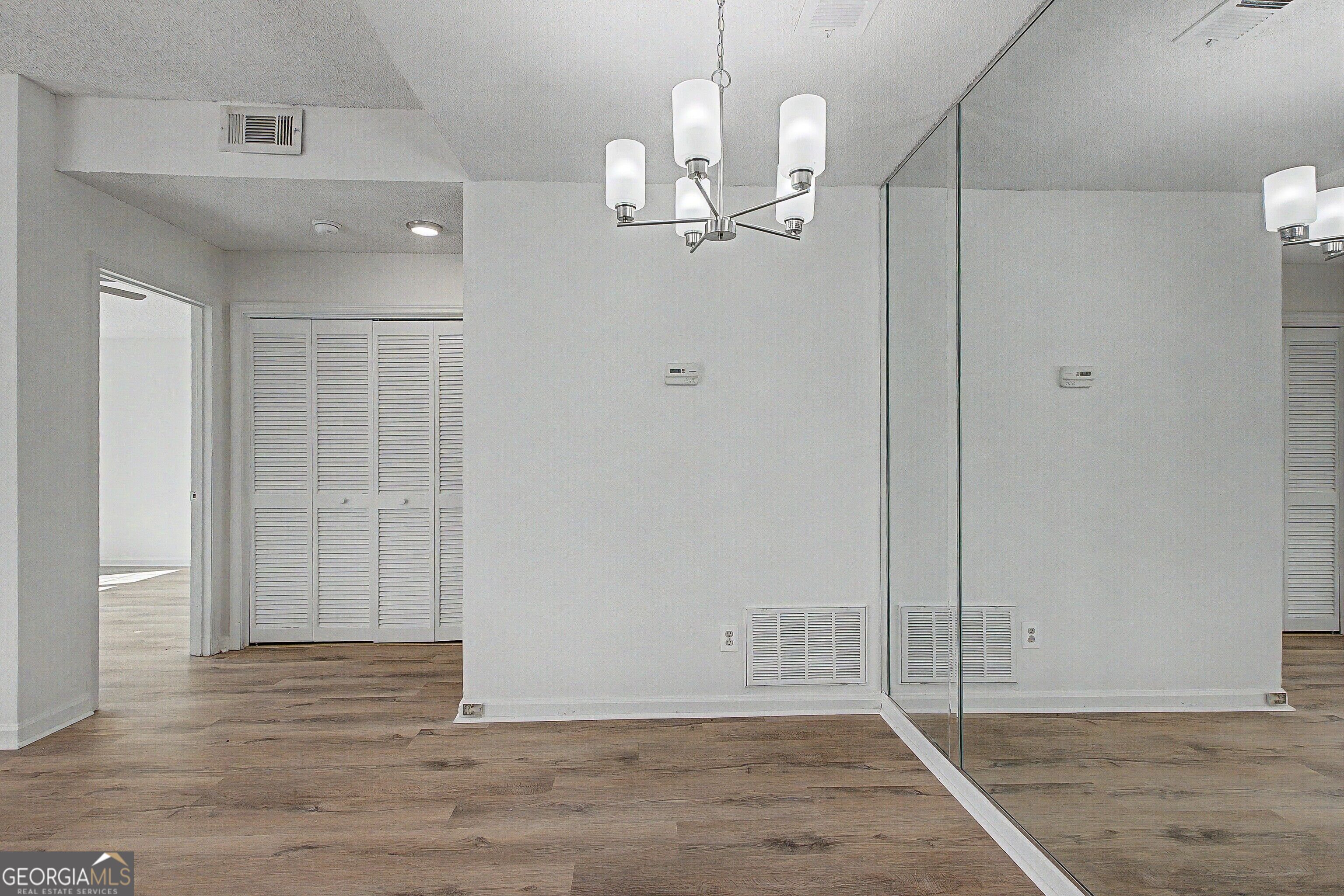 1015 Mcgill Park Avenue Ne Property Photo 20