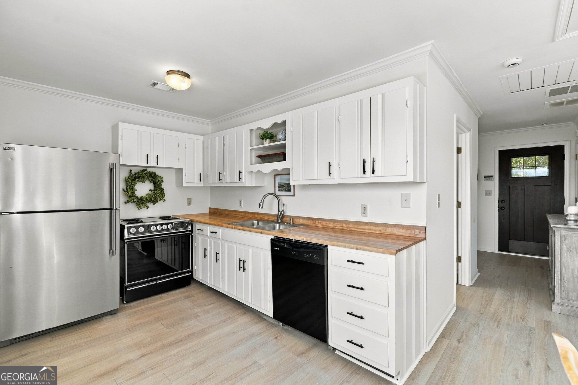 380 Fredricks Cove Property Photo 40