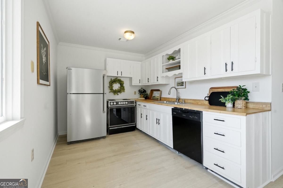 380 Fredricks Cove Property Photo 46