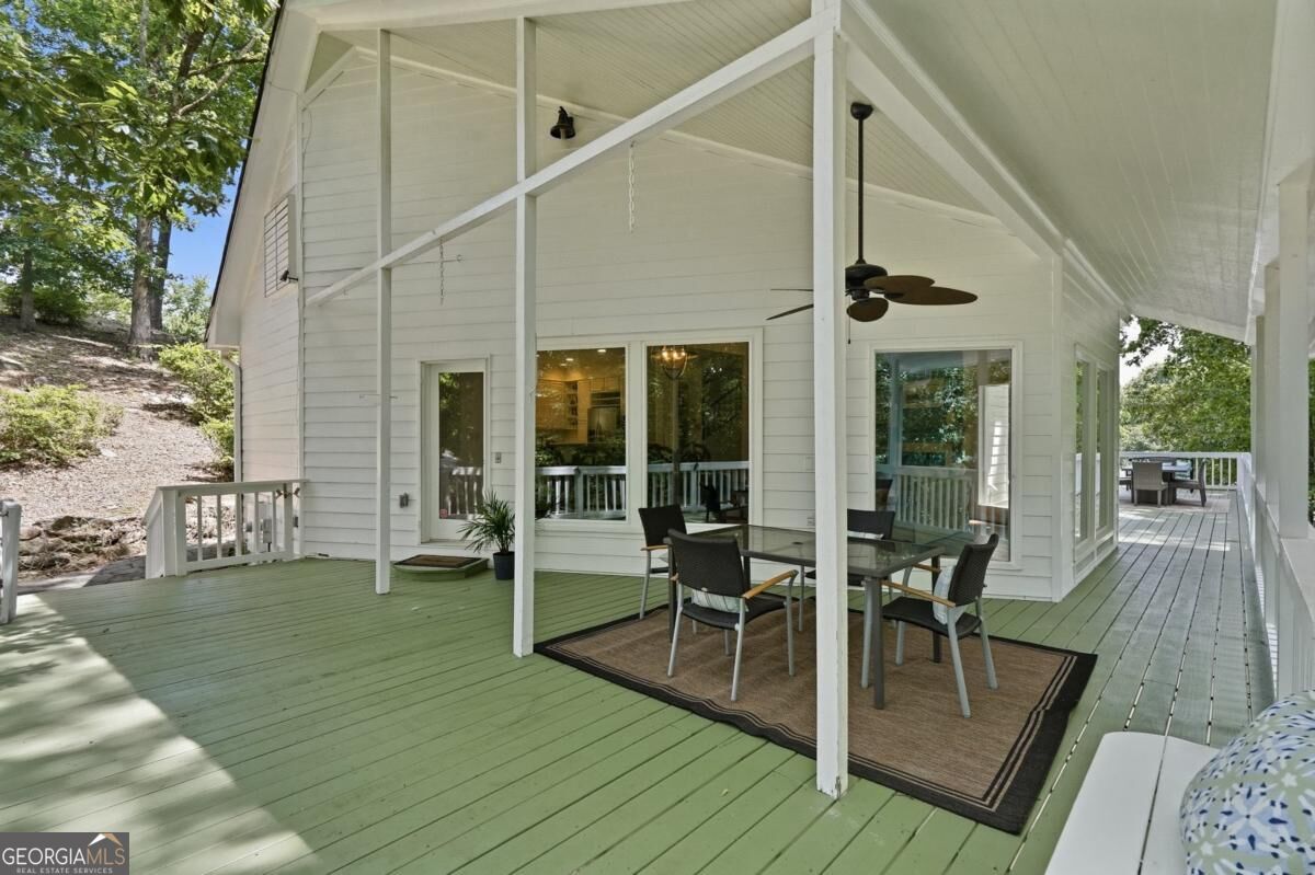 380 Fredricks Cove Property Photo 47