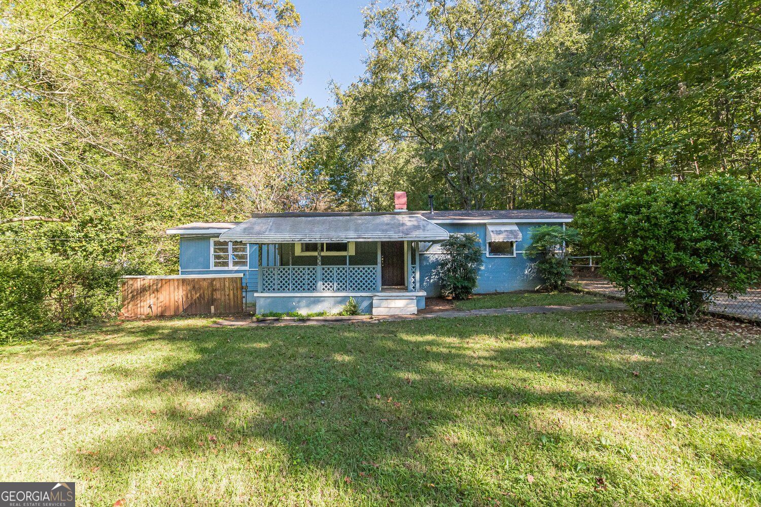 5749 Pinecrest Road Property Photo 1