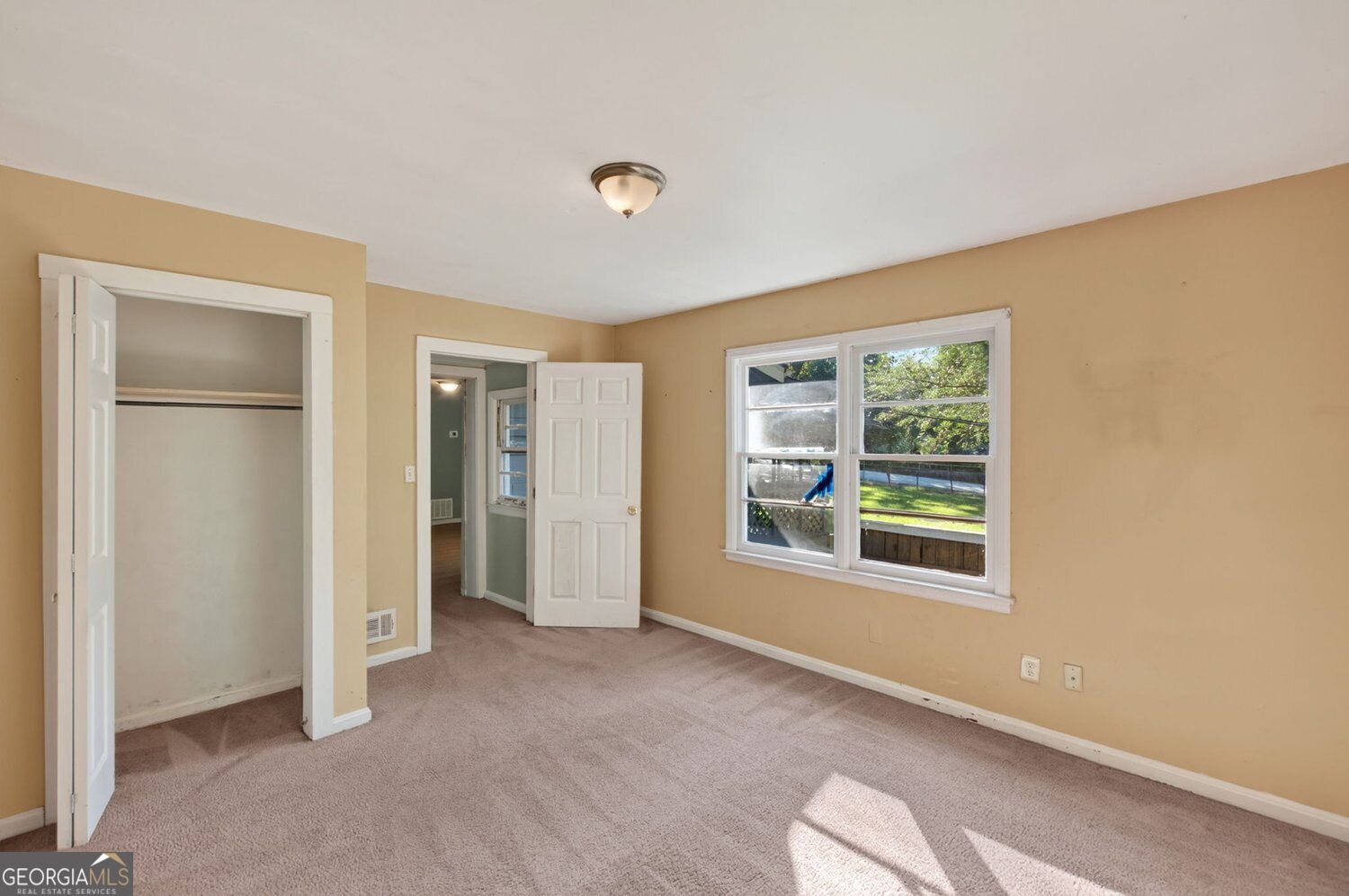 5749 Pinecrest Road Property Photo 4