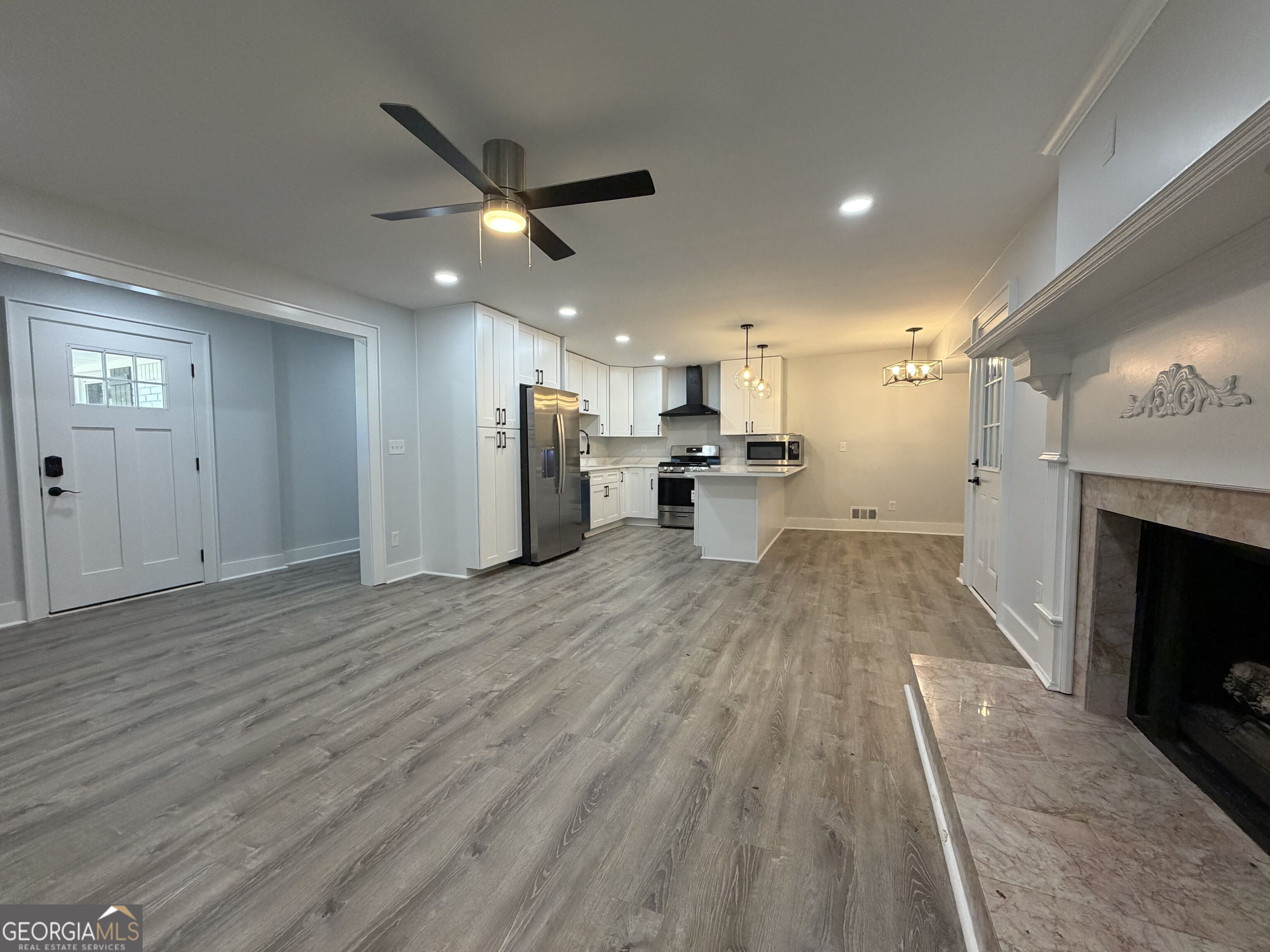 1617 W Kellogg Circle Property Photo 6