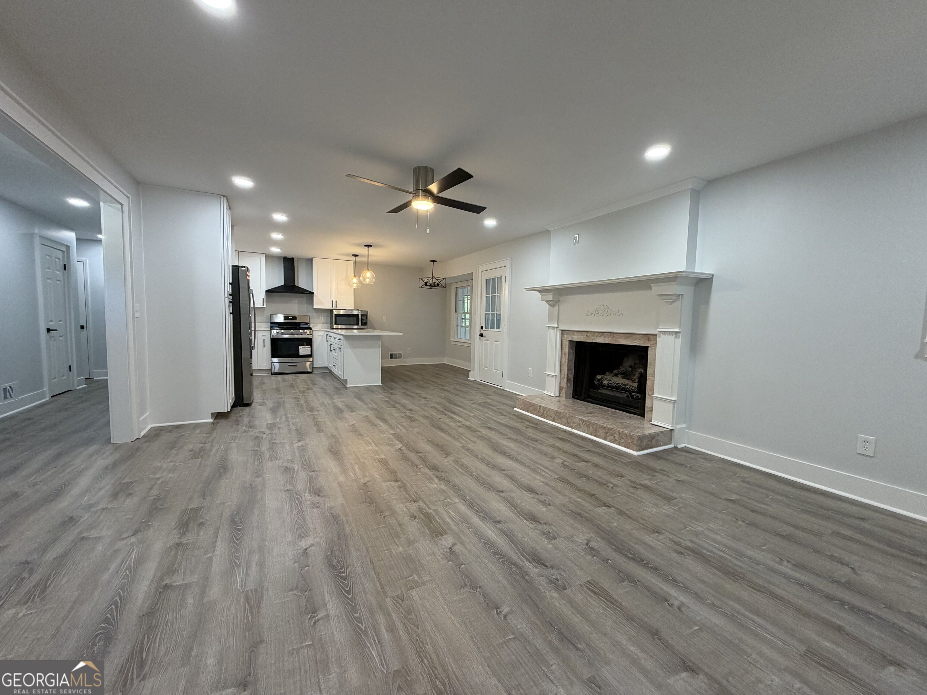 1617 W Kellogg Circle Property Photo 7