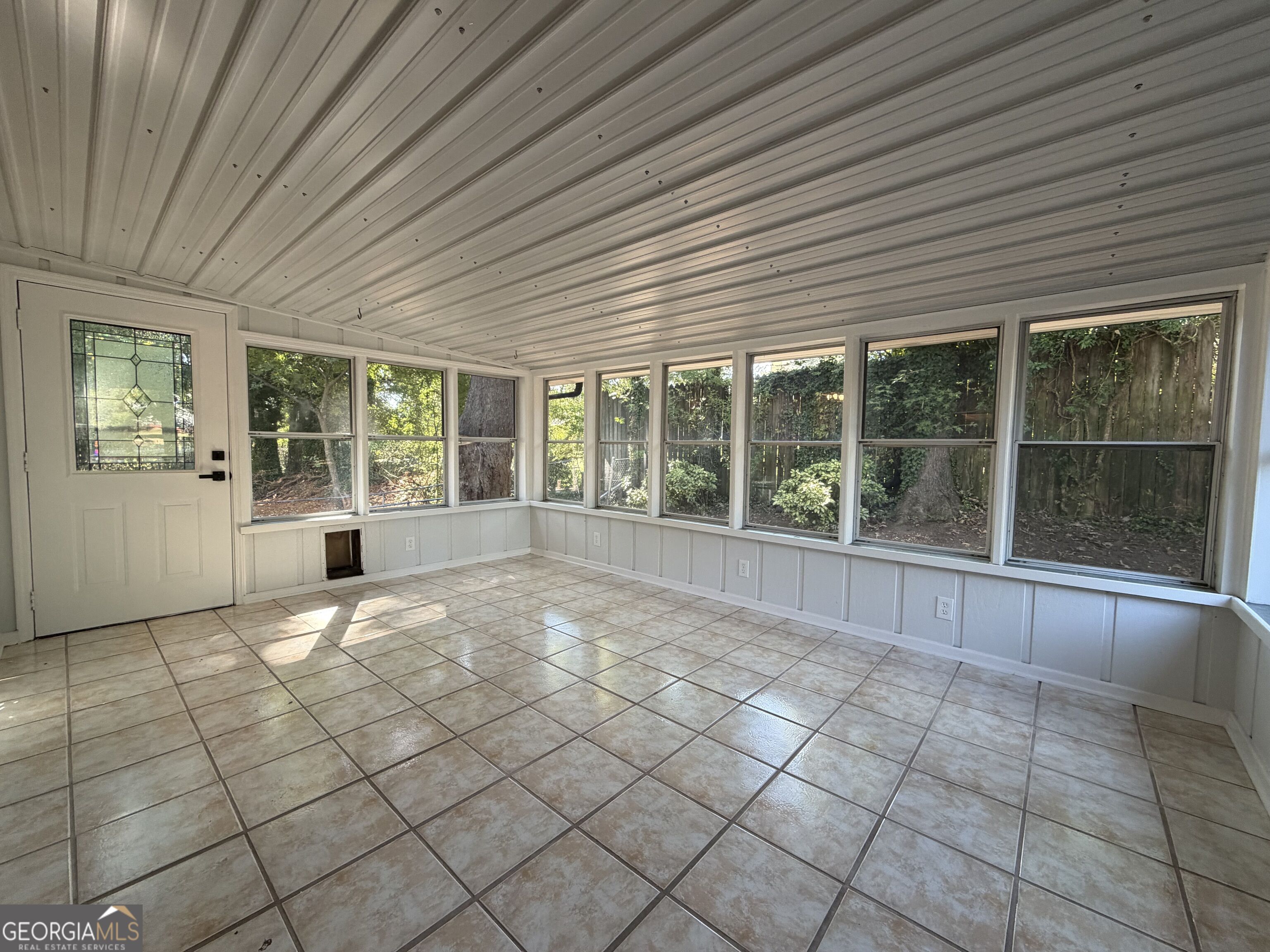 1617 W Kellogg Circle Property Photo 9
