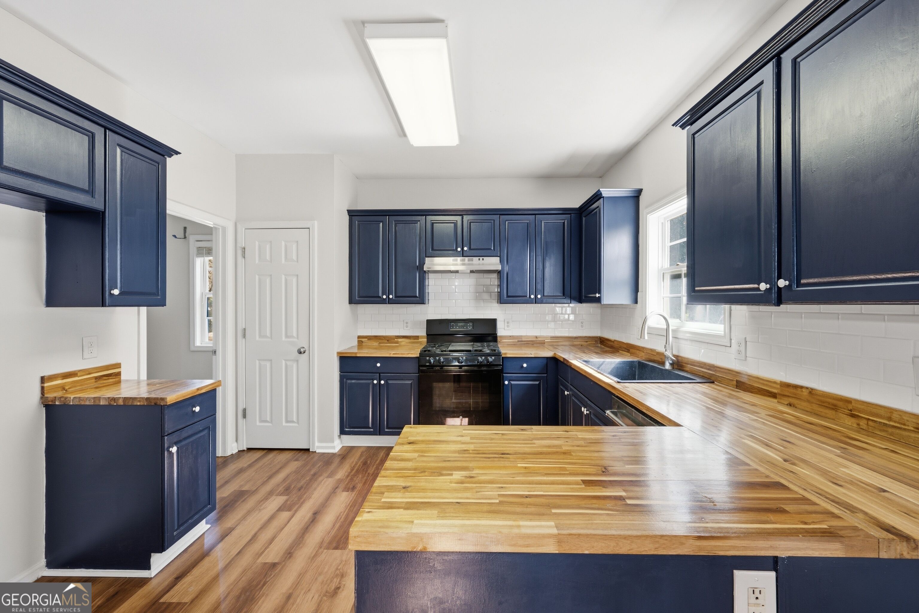 313 Vineyard Drive Property Photo 14