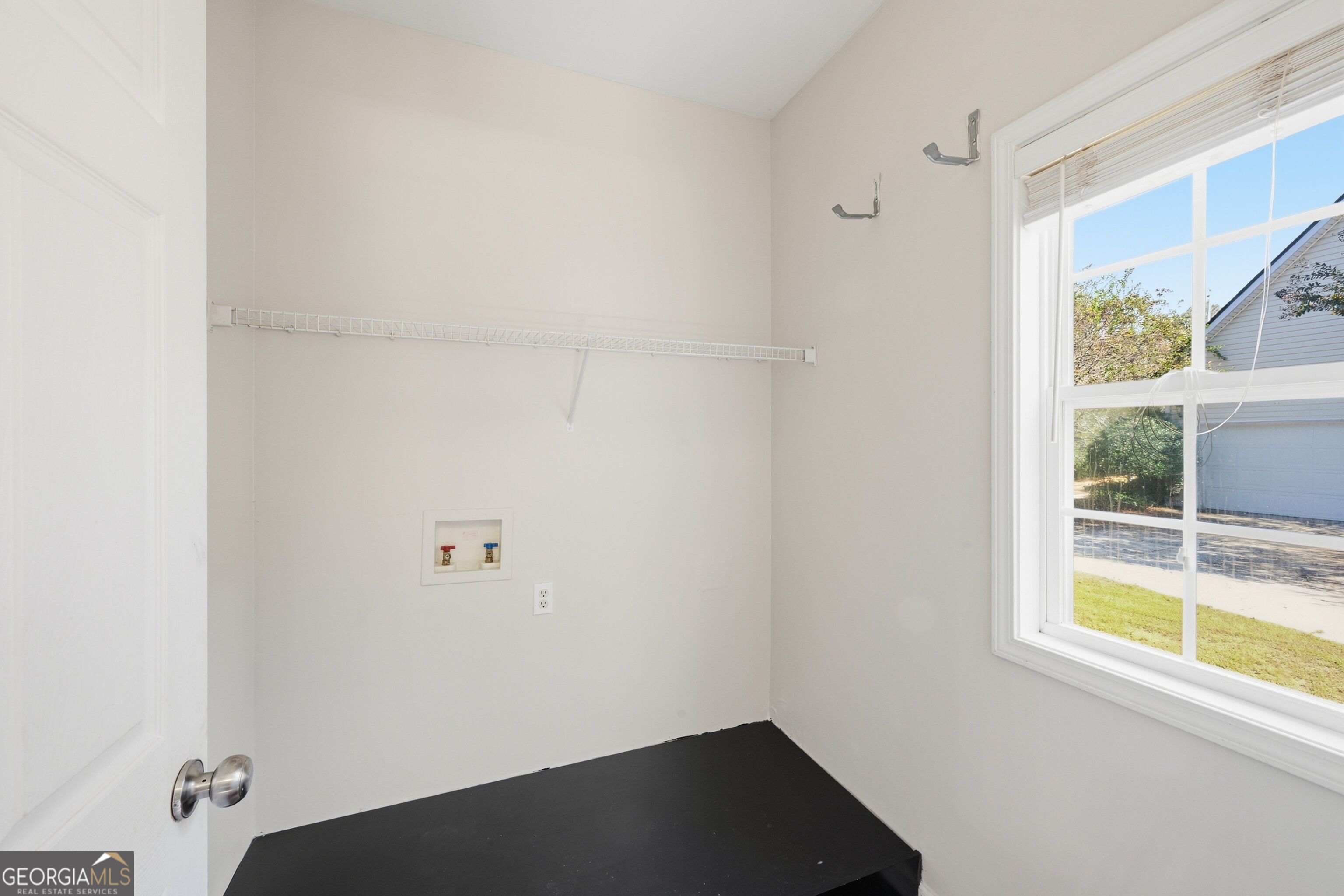 313 Vineyard Drive Property Photo 16