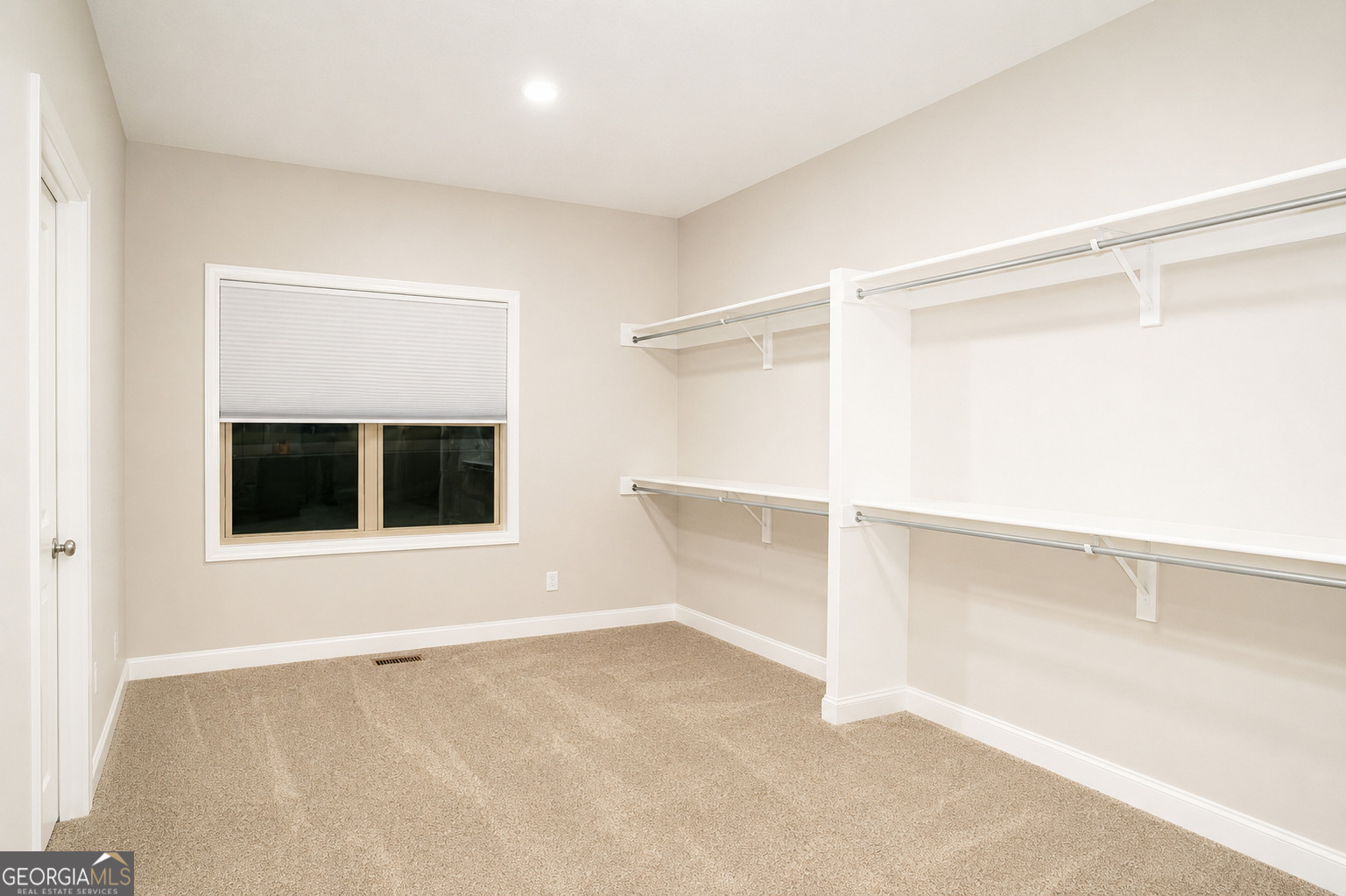 1215 Awenasa Drive Property Photo 27