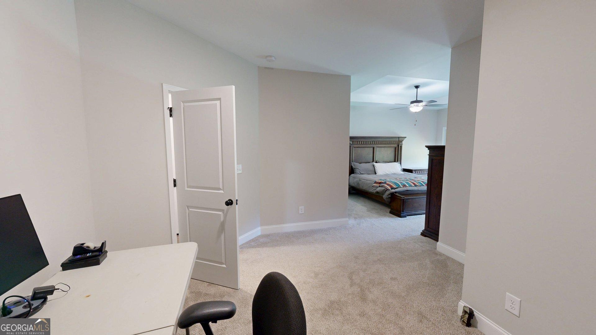 1215 Awenasa Drive Property Photo 28