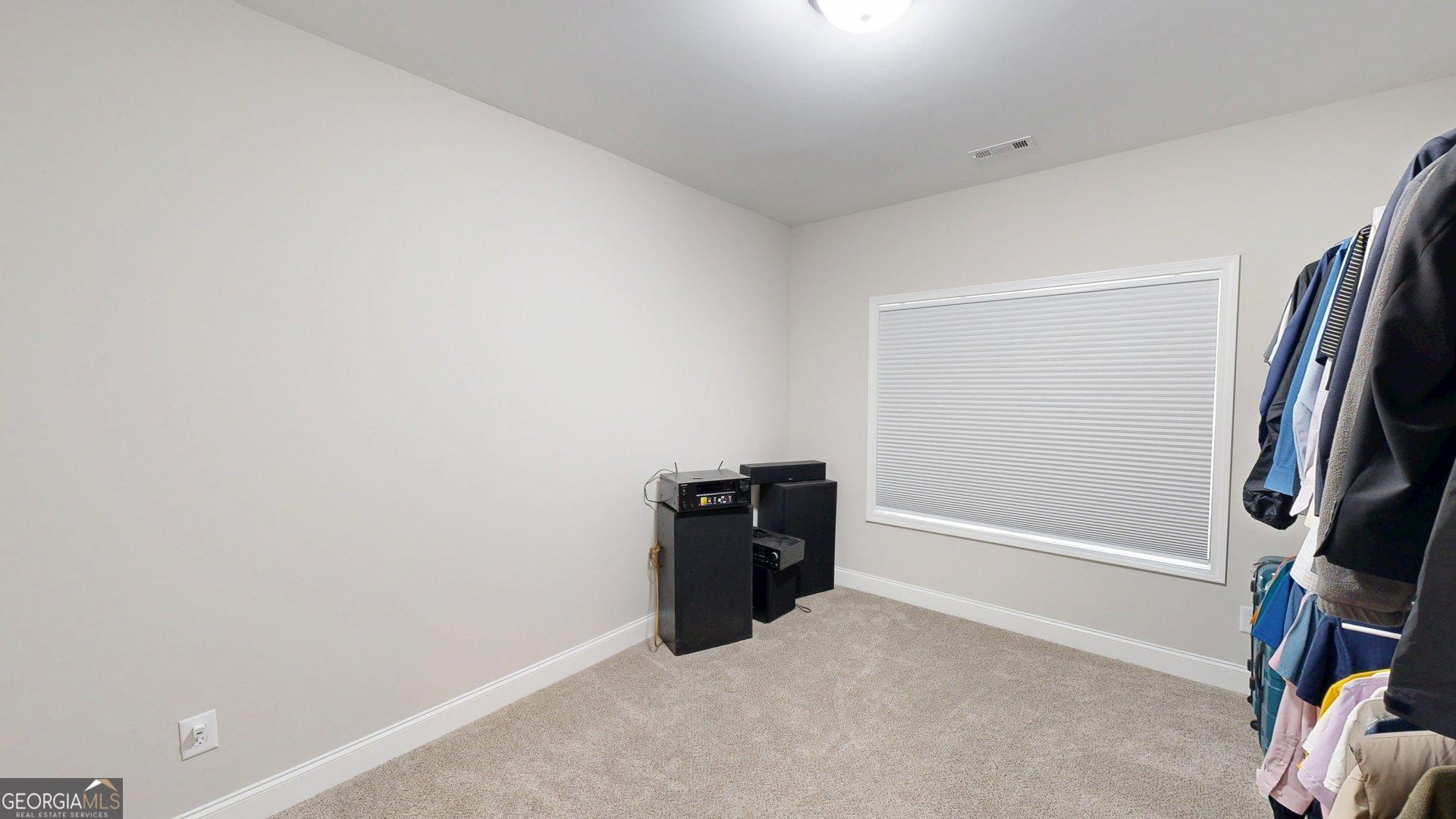 1215 Awenasa Drive Property Photo 29