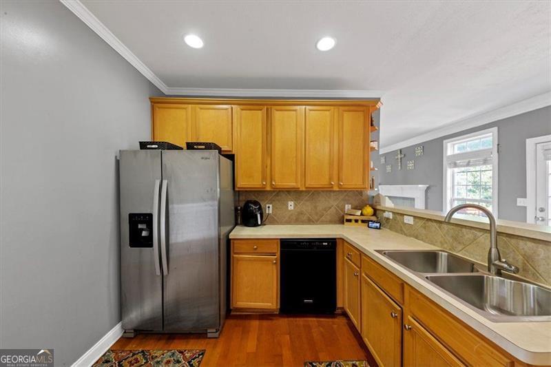 2052 Evergreen Drive Property Photo 12