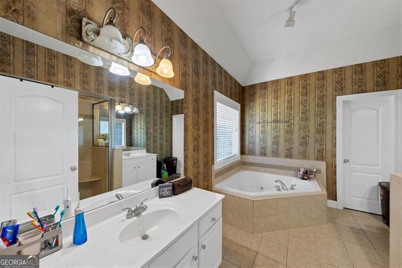 2052 Evergreen Drive Property Photo 34