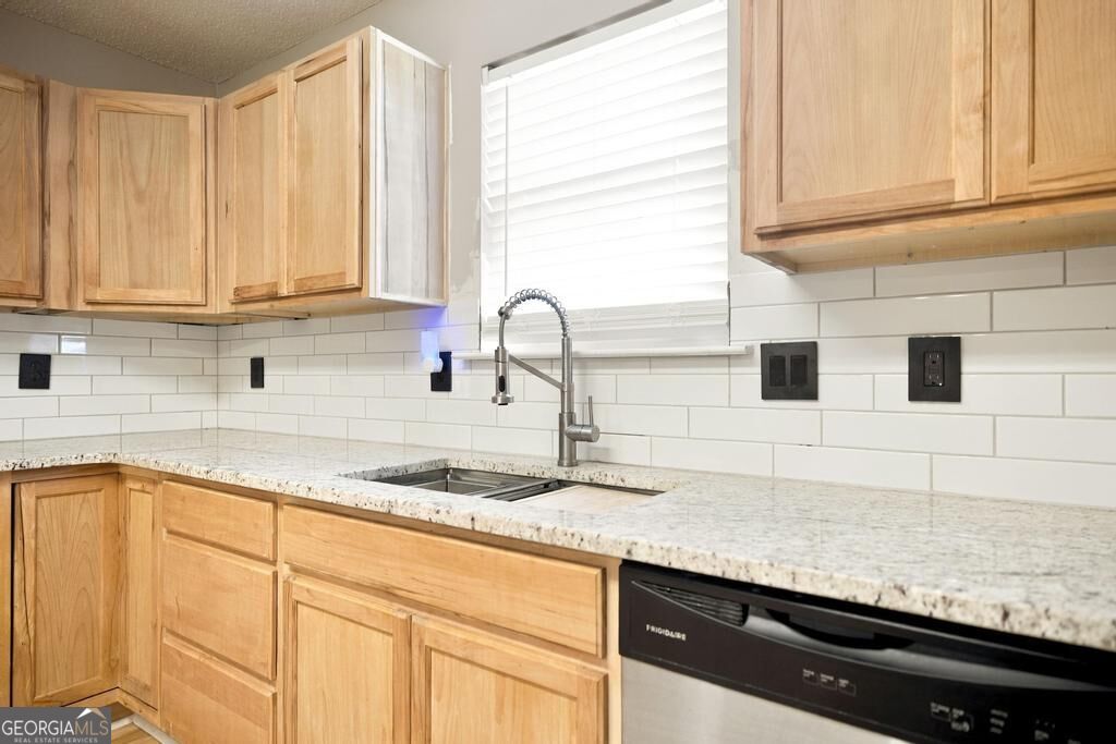 108 Santangelo Court Property Photo 13