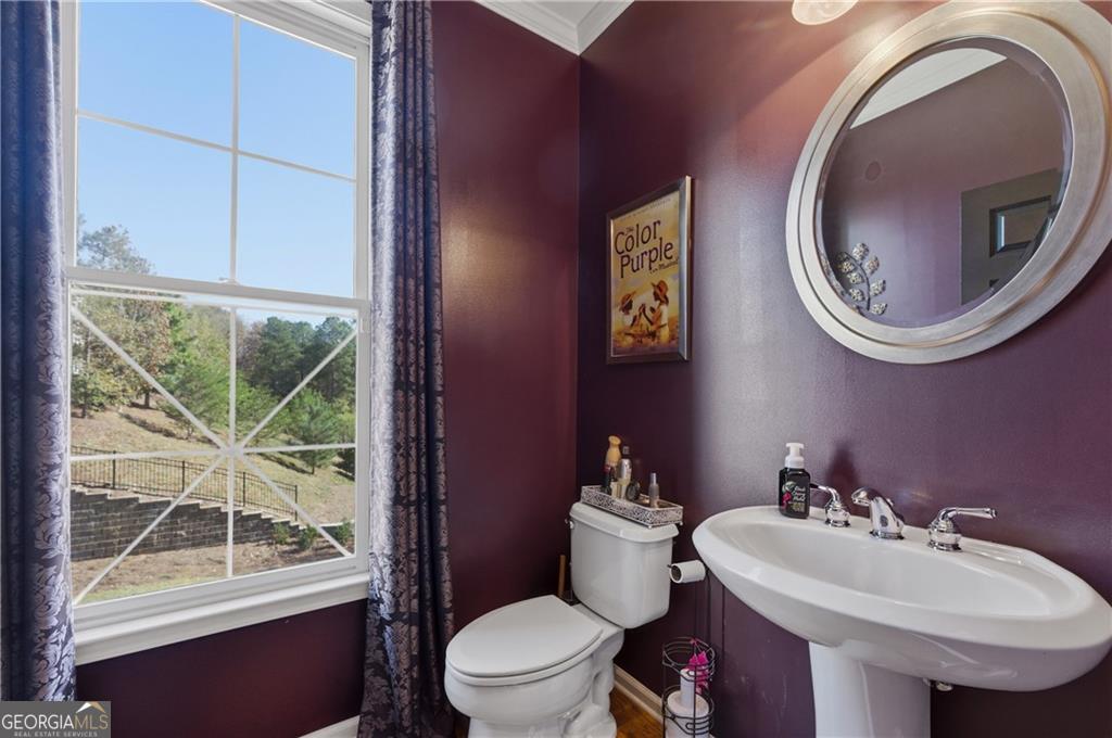 6187 Trumbul Oaks Court Property Photo 9