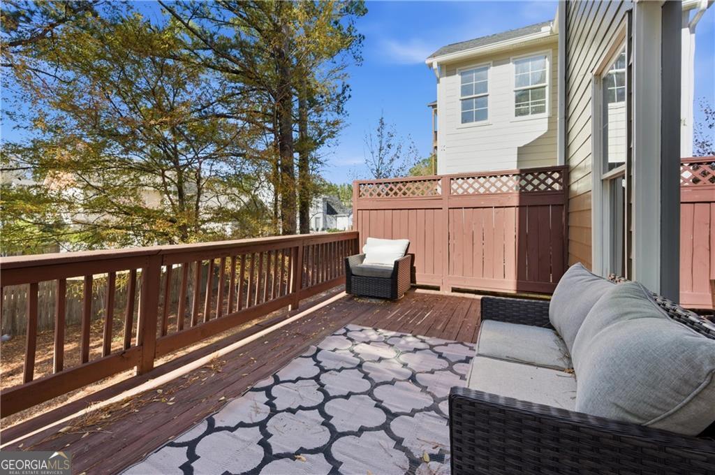 6187 Trumbul Oaks Court Property Photo 24