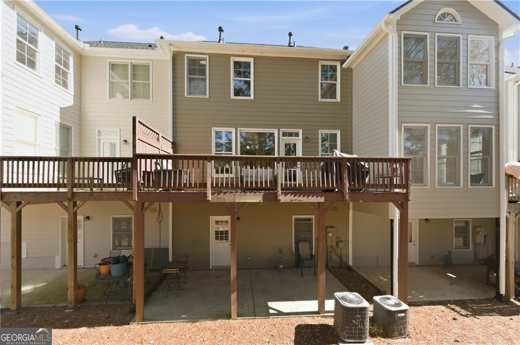 6187 Trumbul Oaks Court Property Photo 29