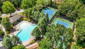6187 Trumbul Oaks Court Property Photo 37