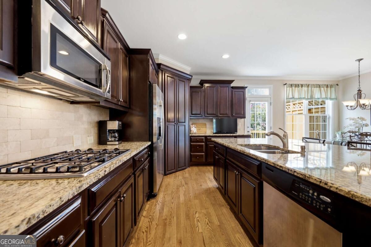 1258 Discover Green Lane Property Photo 9