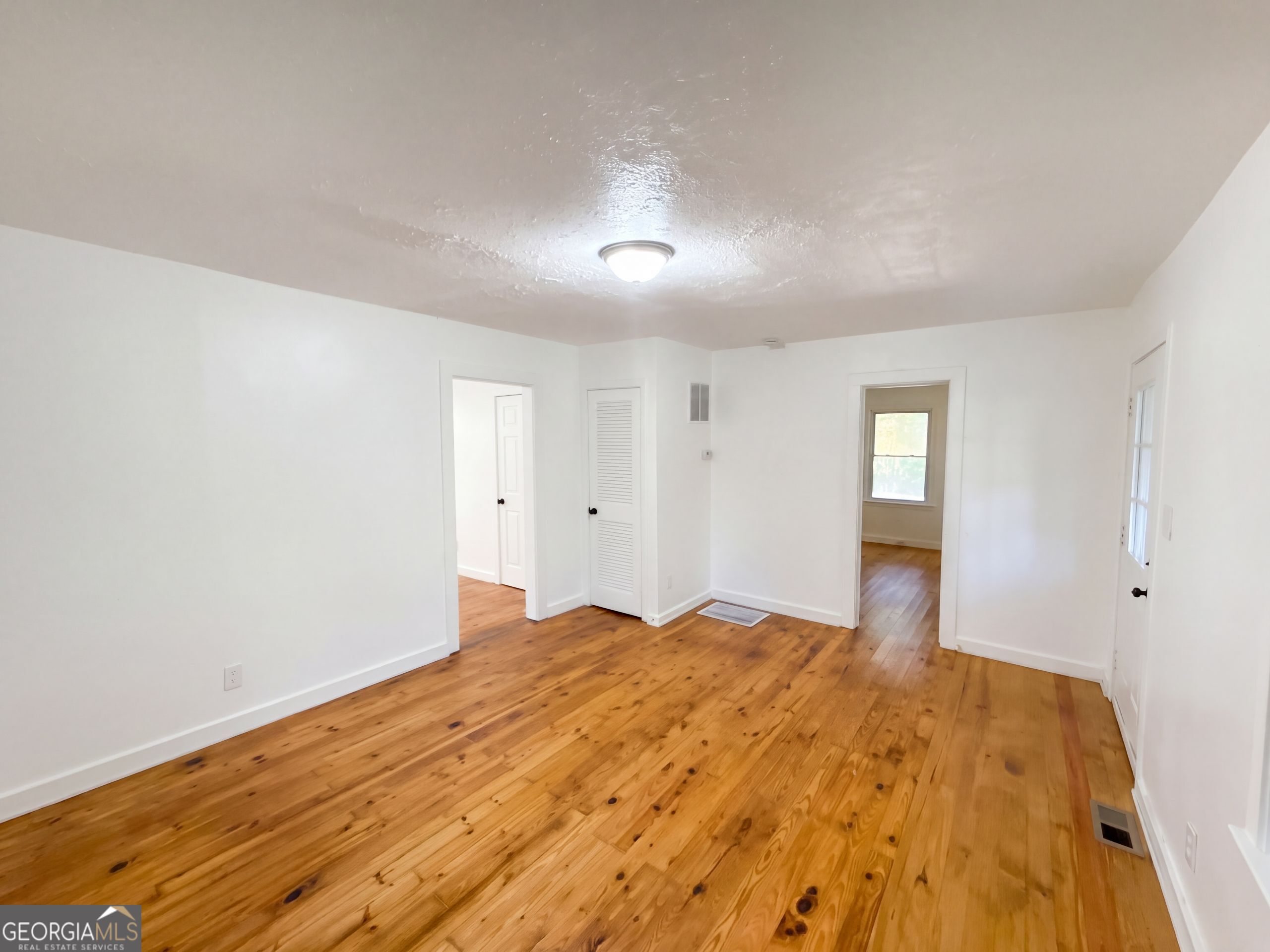 427 Wellons Street Ne Property Photo 7