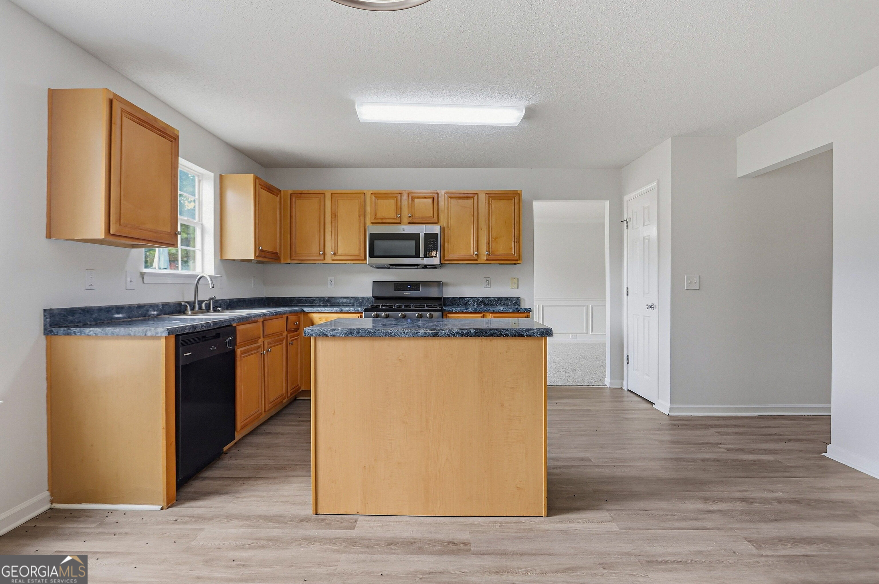 235 Hillside Oak Lane Property Photo 12