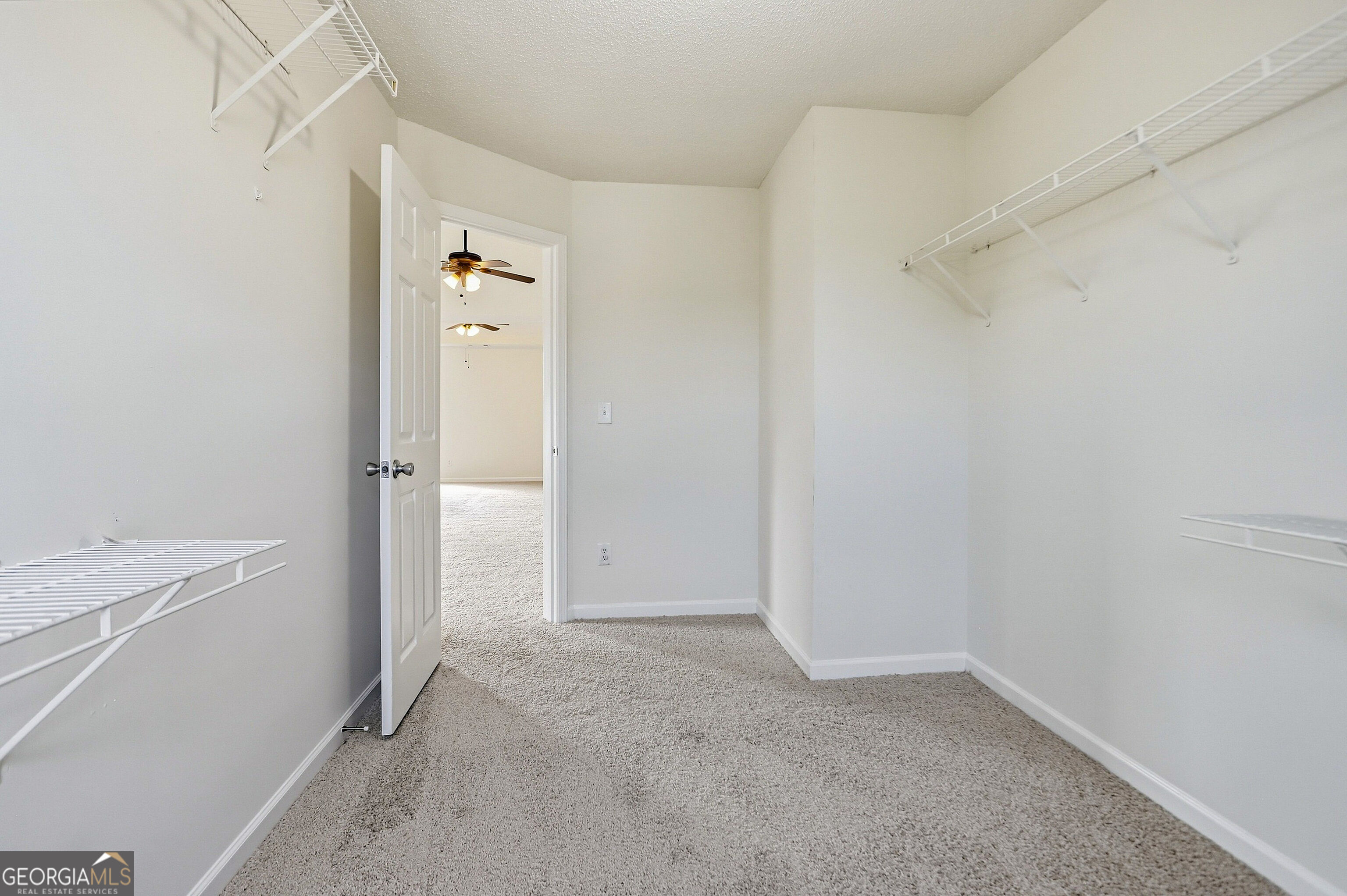 235 Hillside Oak Lane Property Photo 30