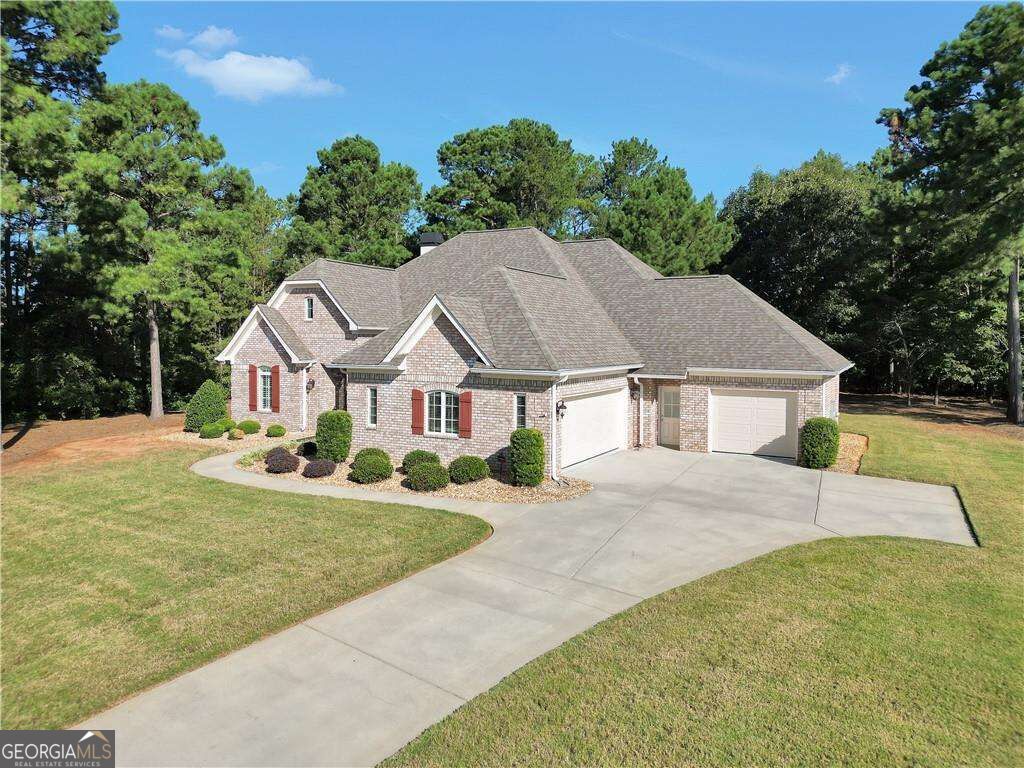 105 Freedom Drive Property Photo 1