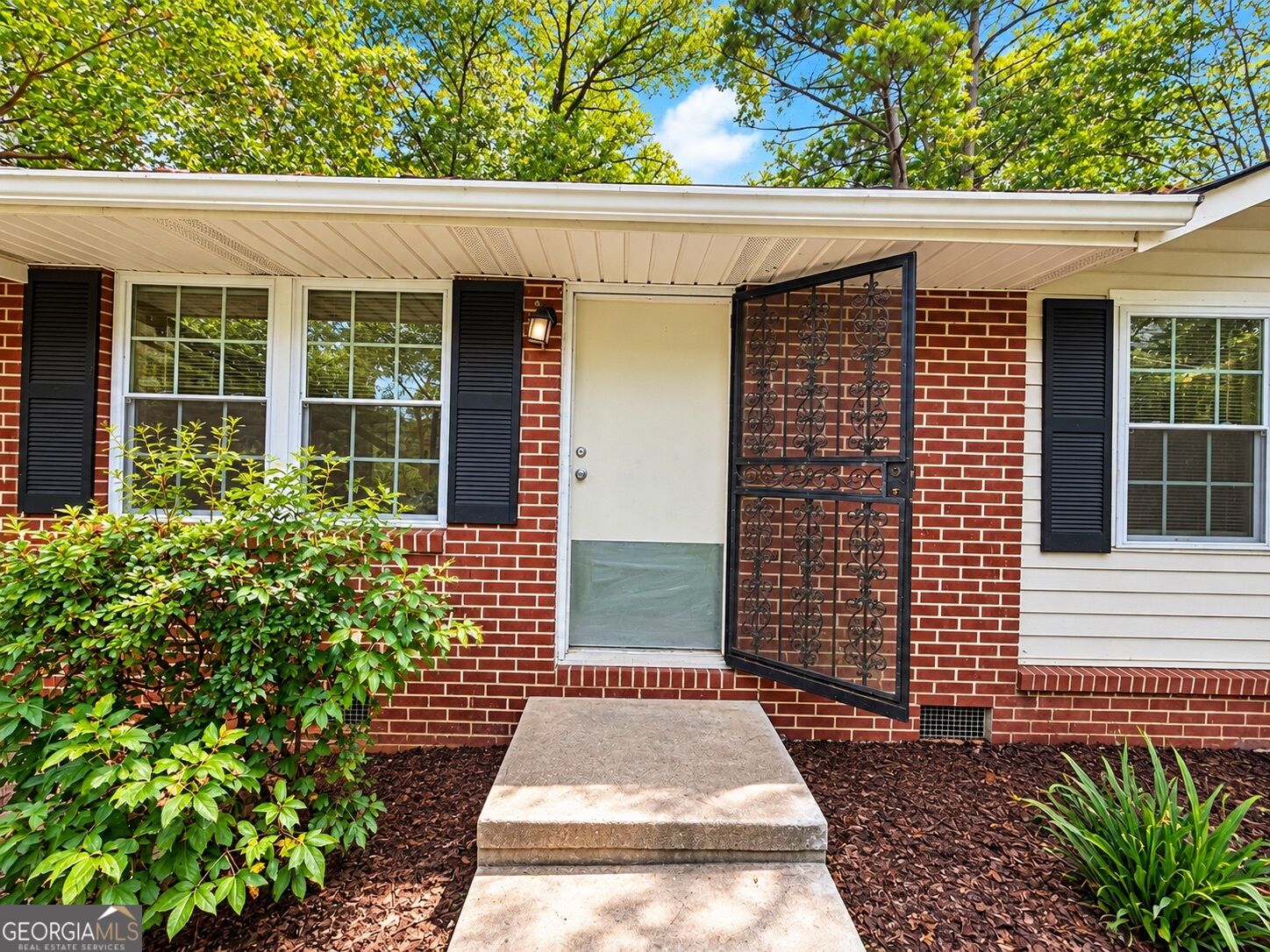 4429 Glade Road Property Photo 3