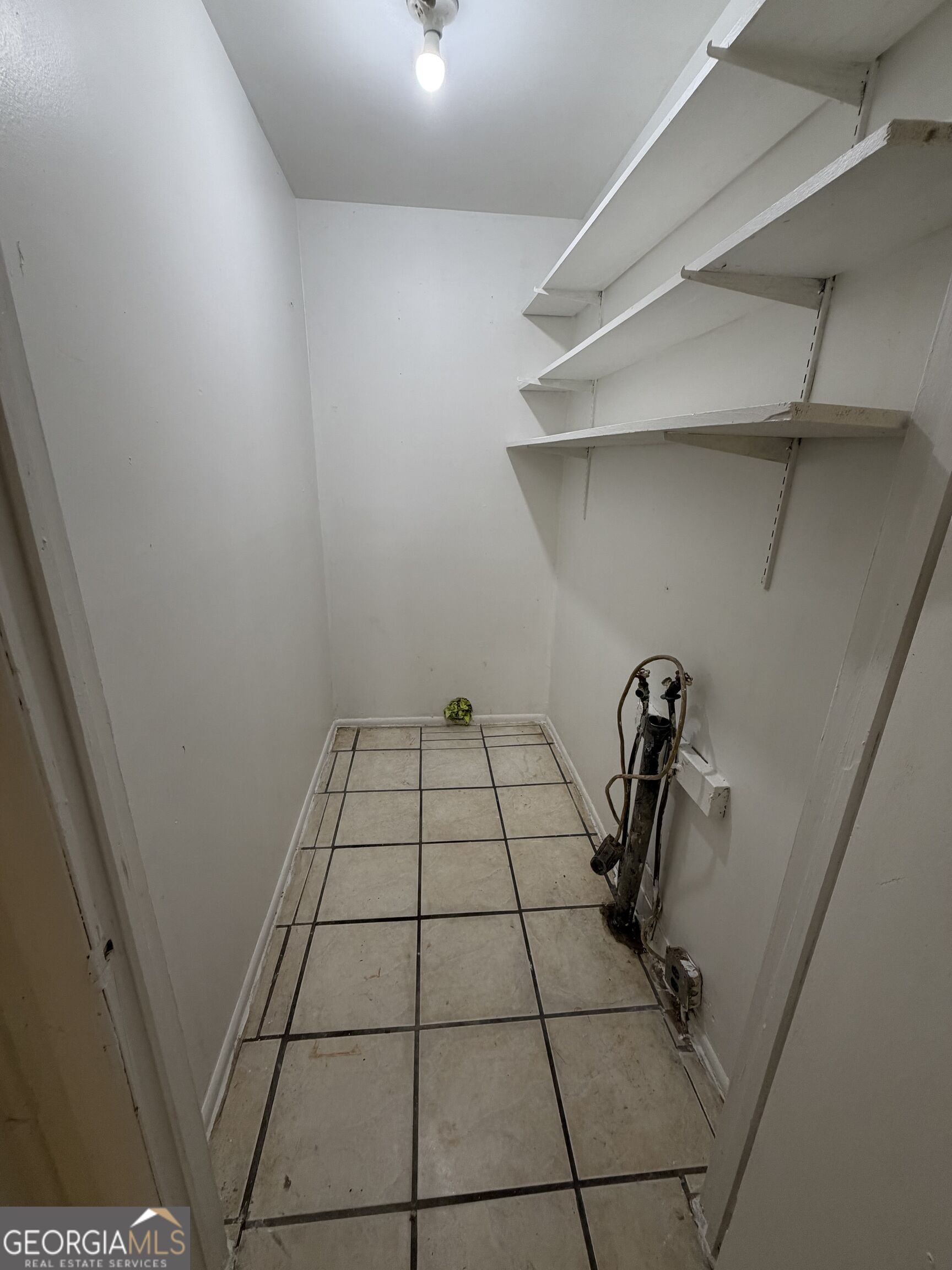 4429 Glade Road Property Photo 12