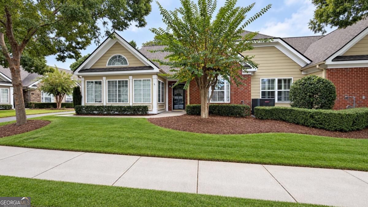 2104 Sweet Apple Circle Property Photo 1