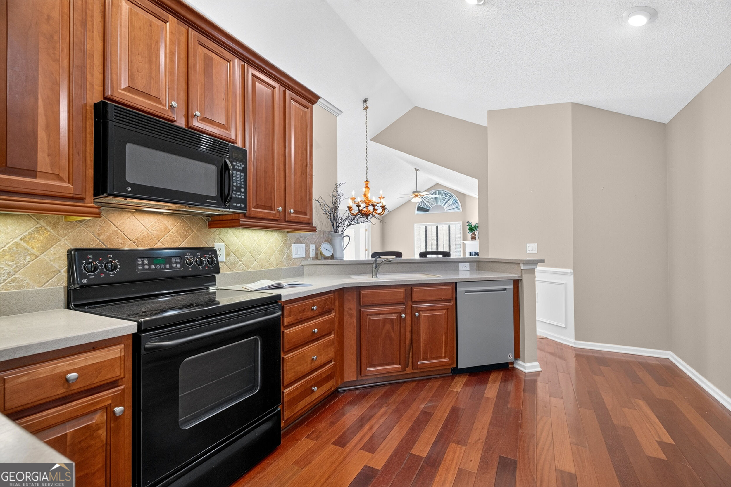 2104 Sweet Apple Circle Property Photo 8