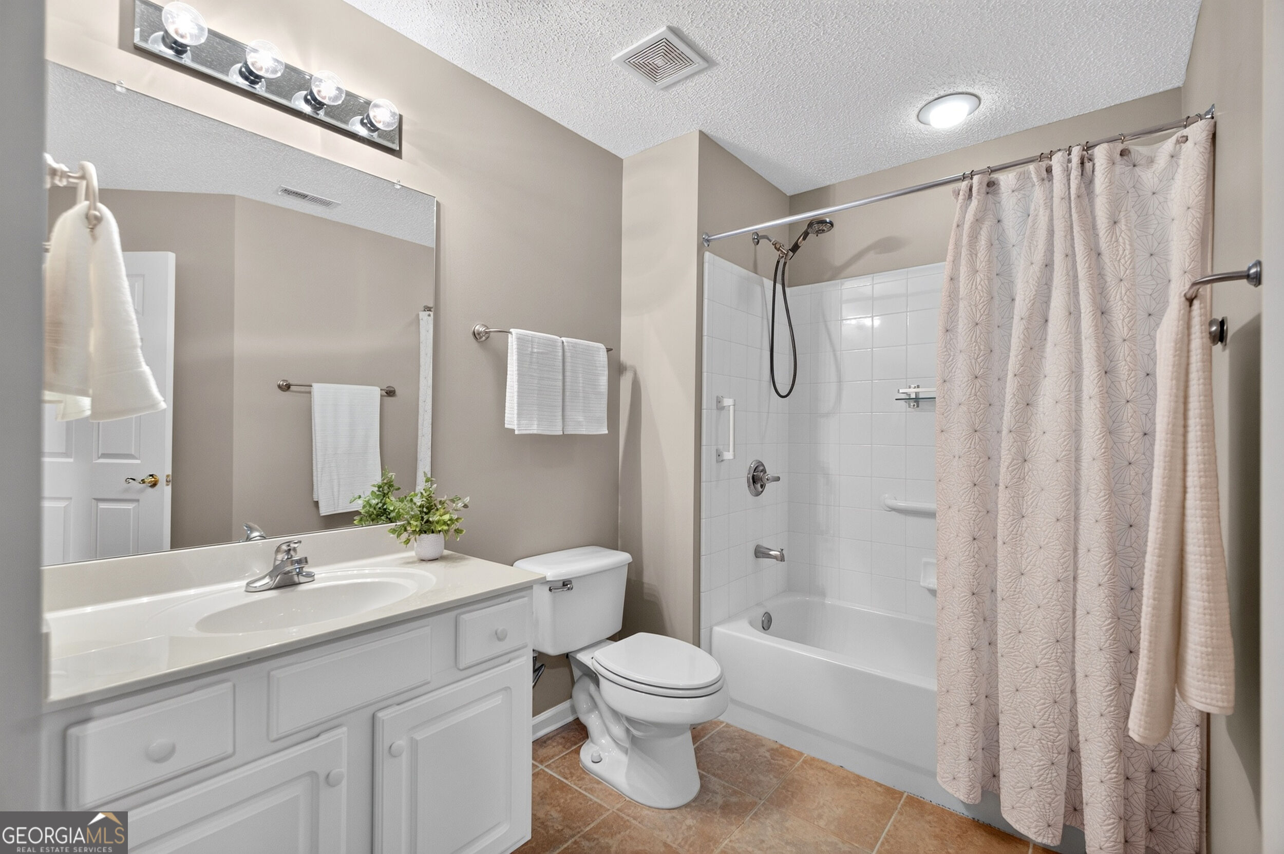 2104 Sweet Apple Circle Property Photo 20