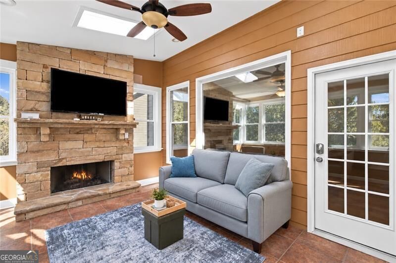 4005 Upland Trace Property Photo 11
