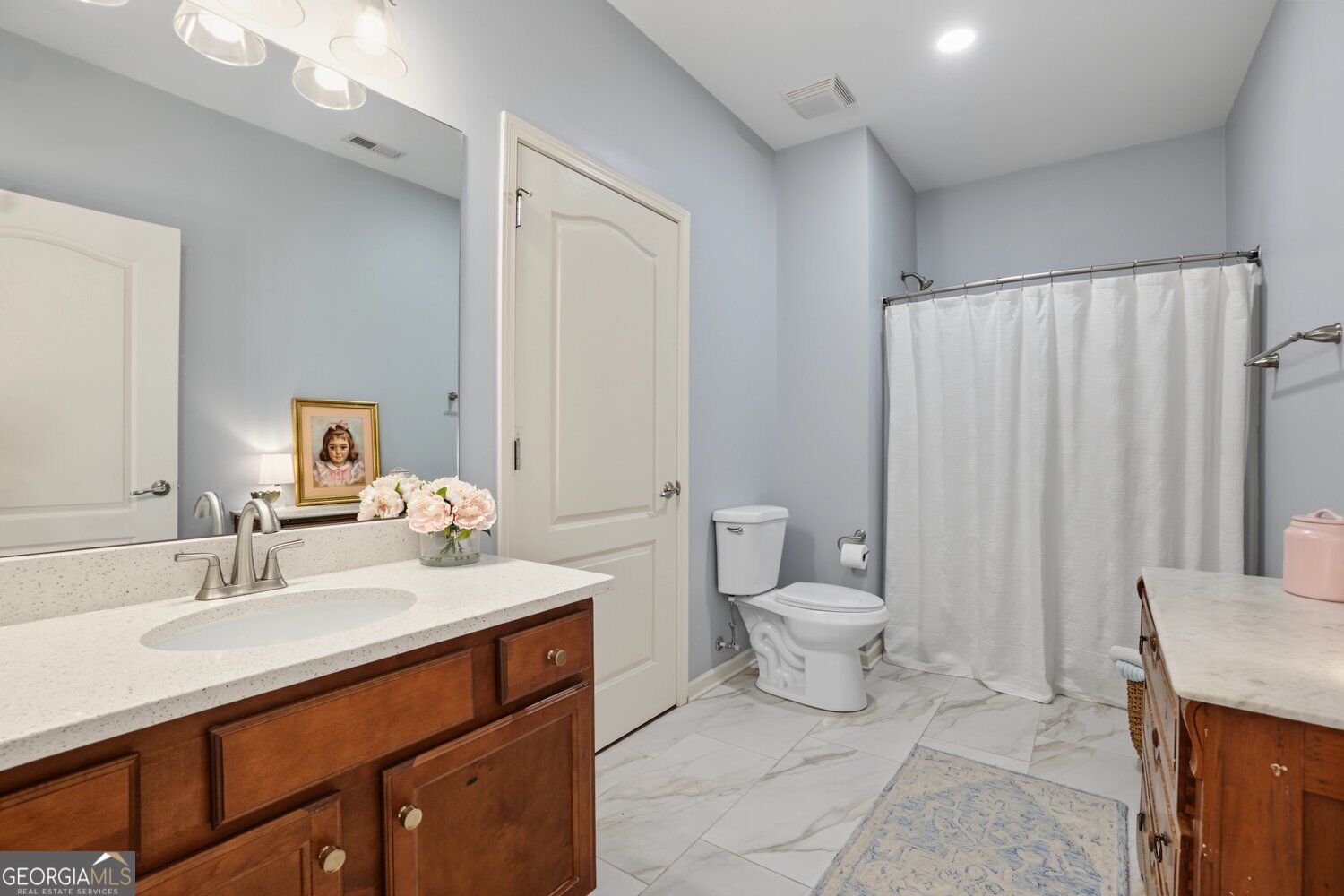 997 Grey Village Way Property Photo 9