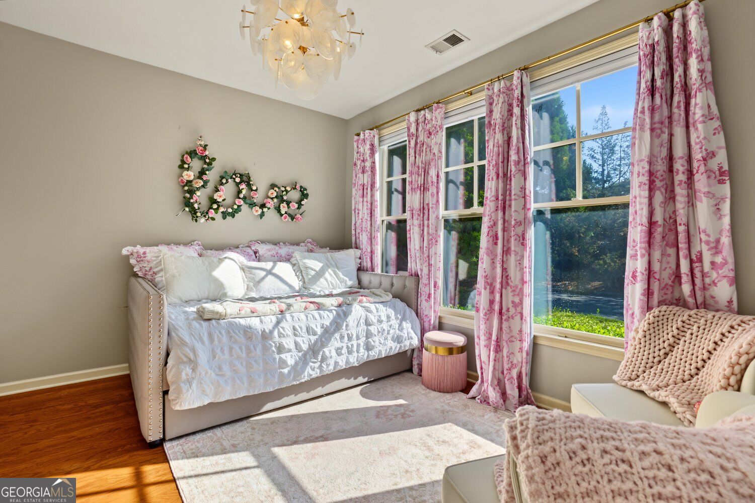 997 Grey Village Way Property Photo 10