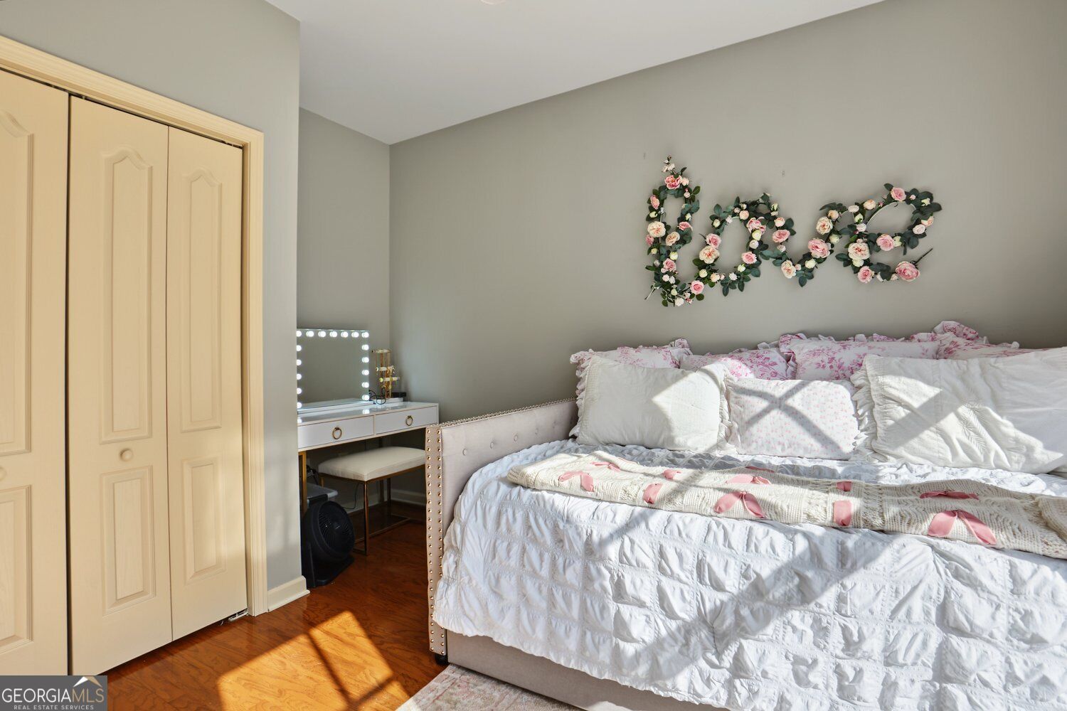 997 Grey Village Way Property Photo 11