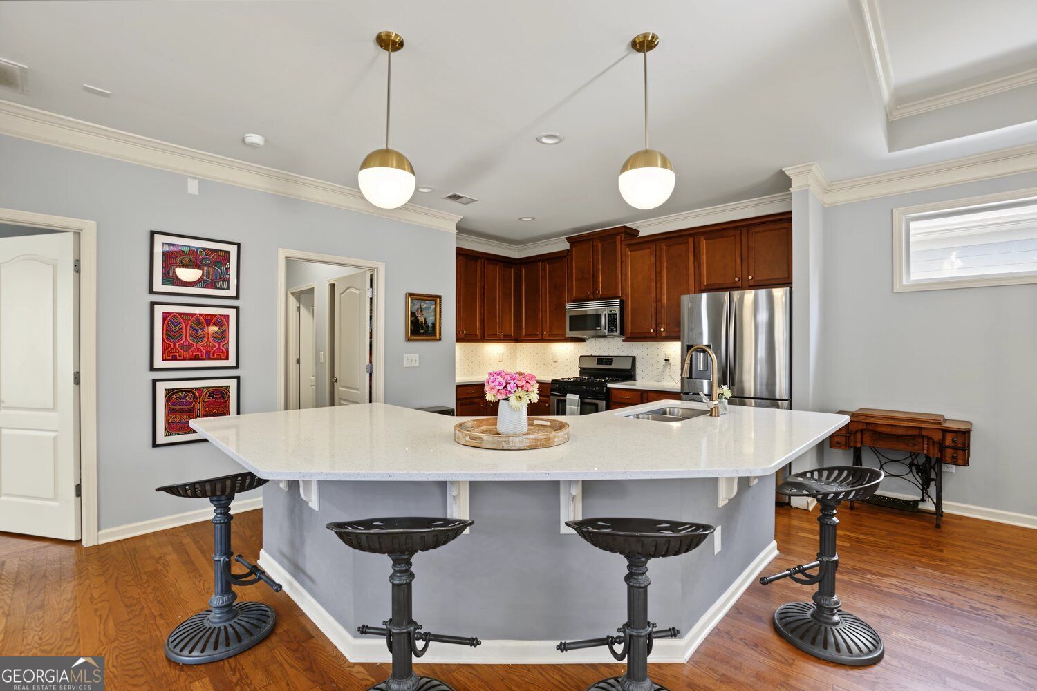 997 Grey Village Way Property Photo 12
