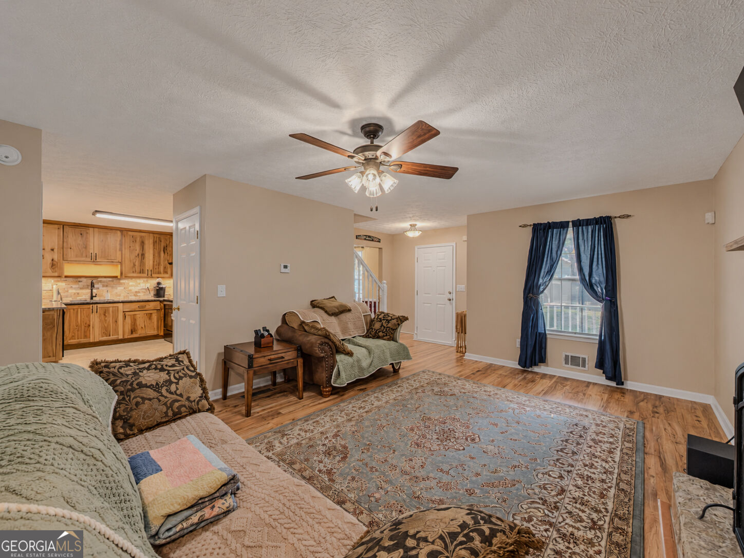 3172 Rockview Drive Property Photo 9