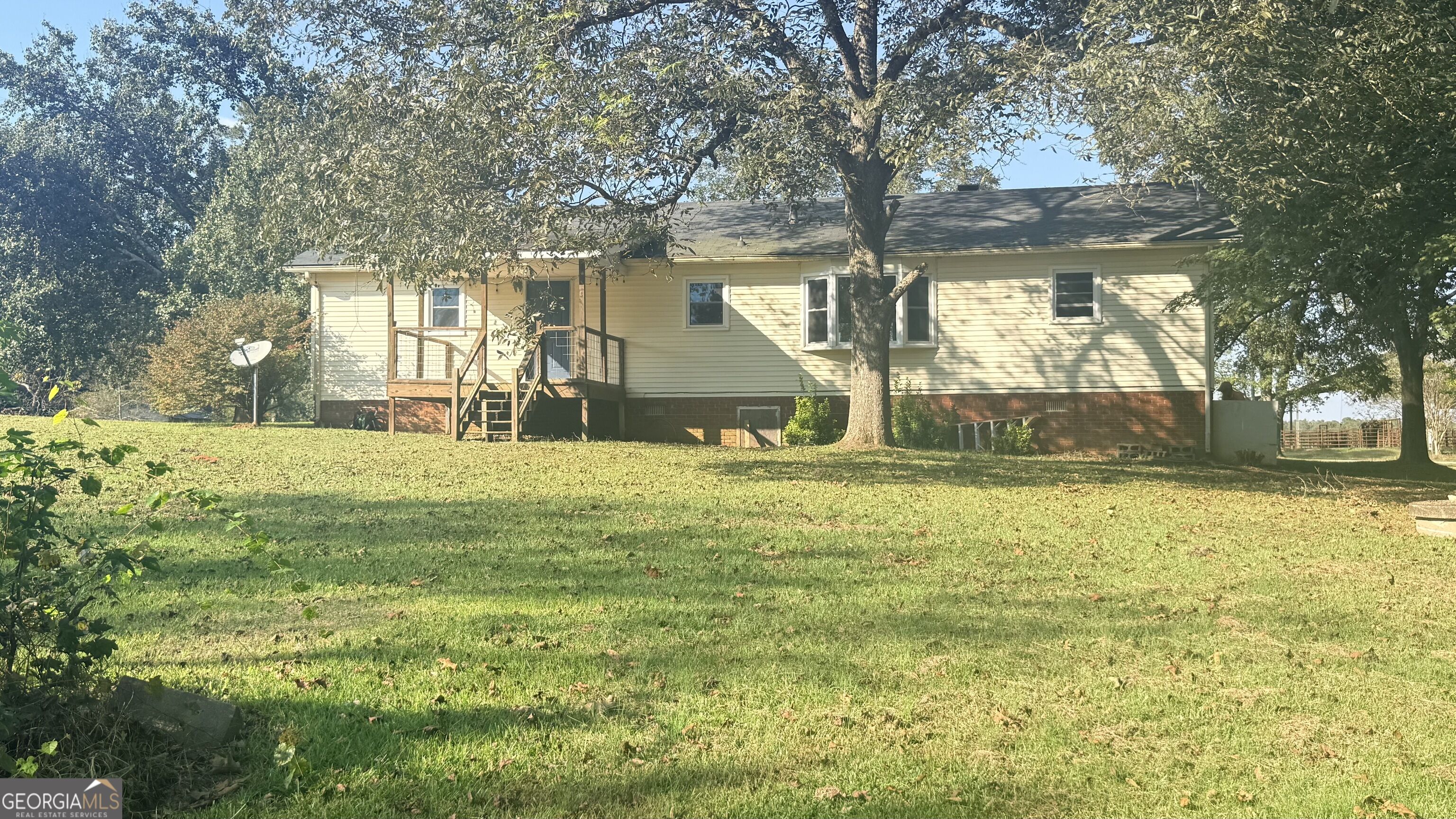 1670 Sandy Flat Road Property Photo 3