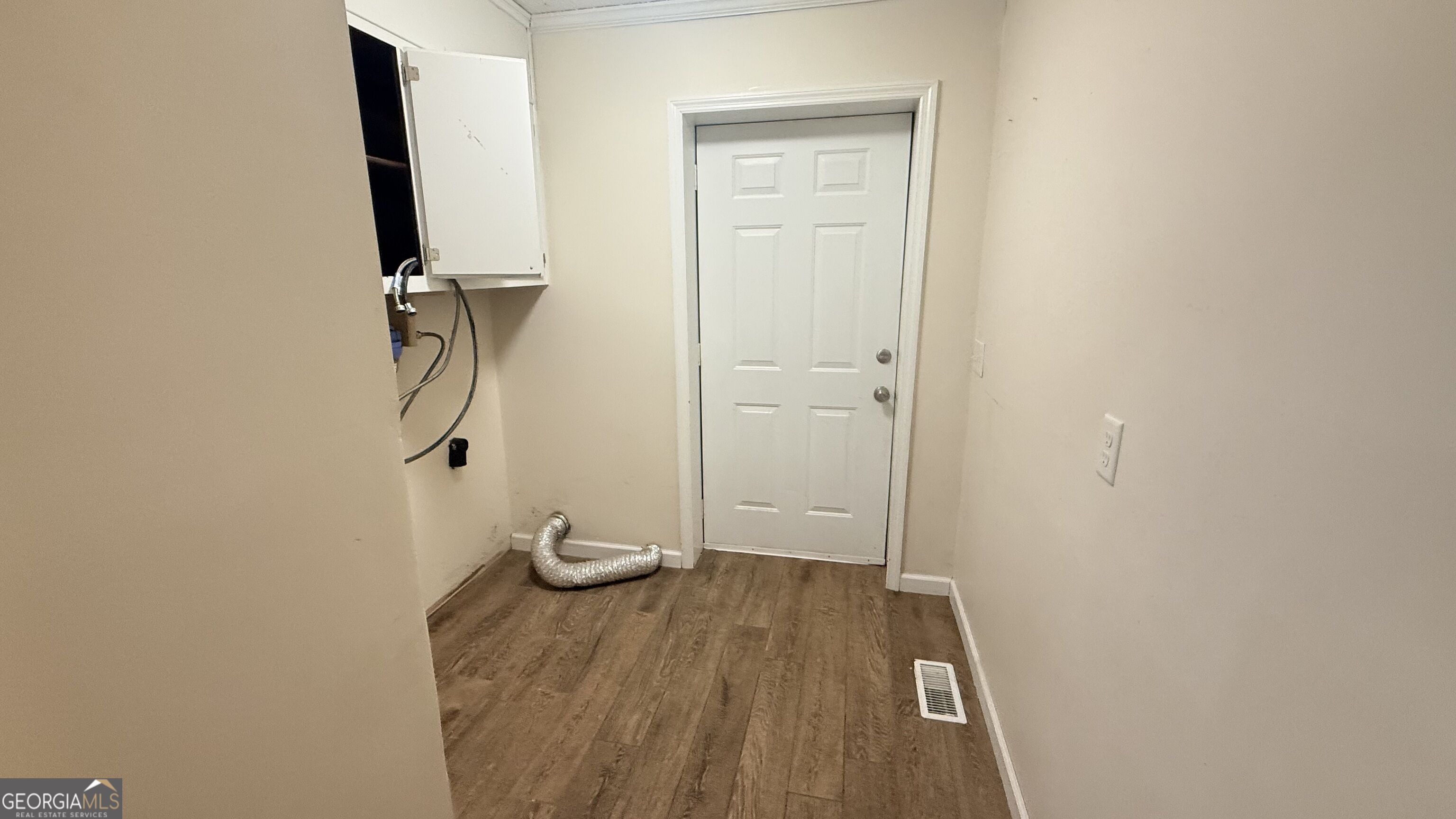 1670 Sandy Flat Road Property Photo 11